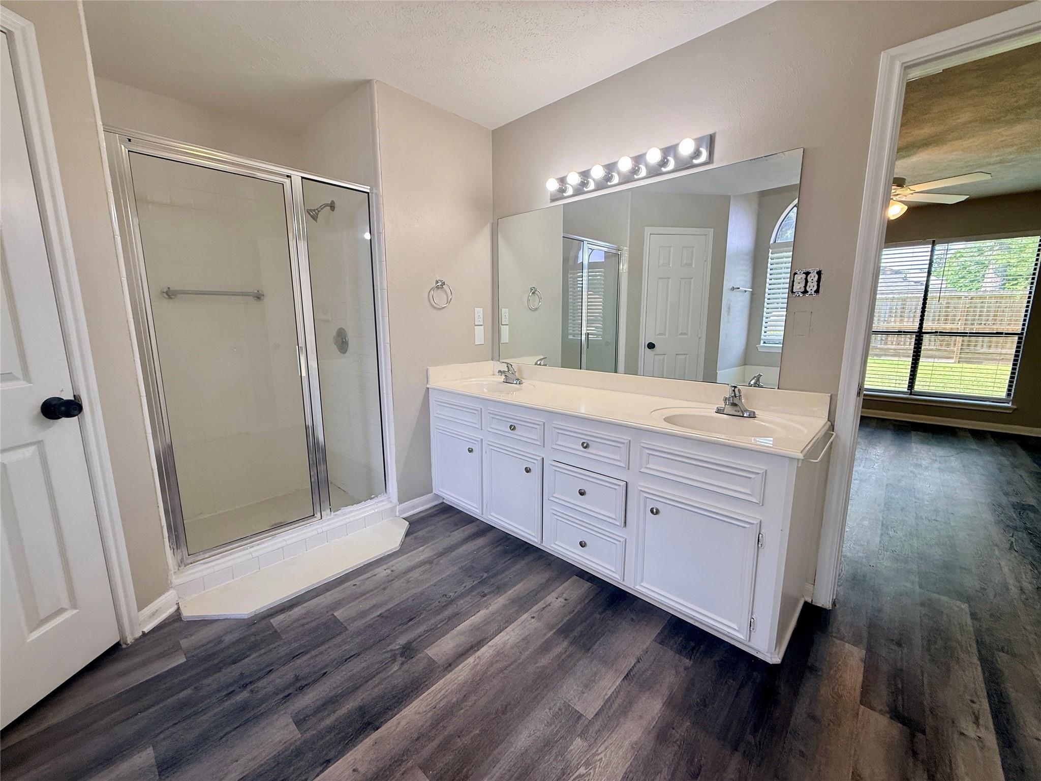 1719 Cantrell Boulevard