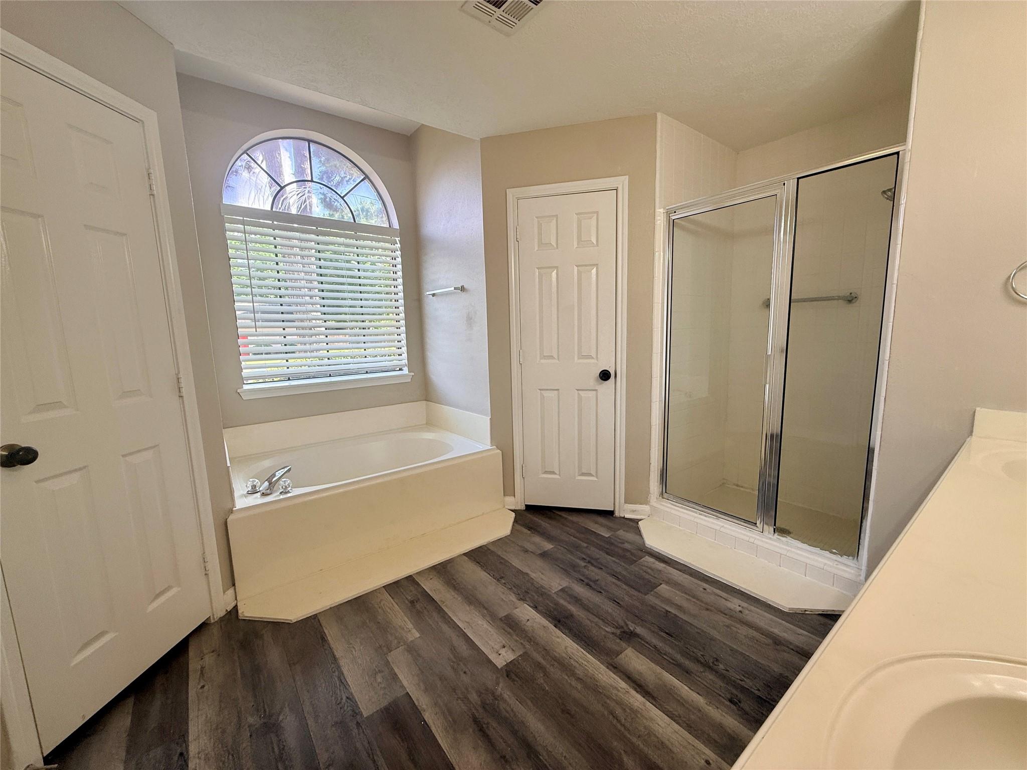 1719 Cantrell Boulevard