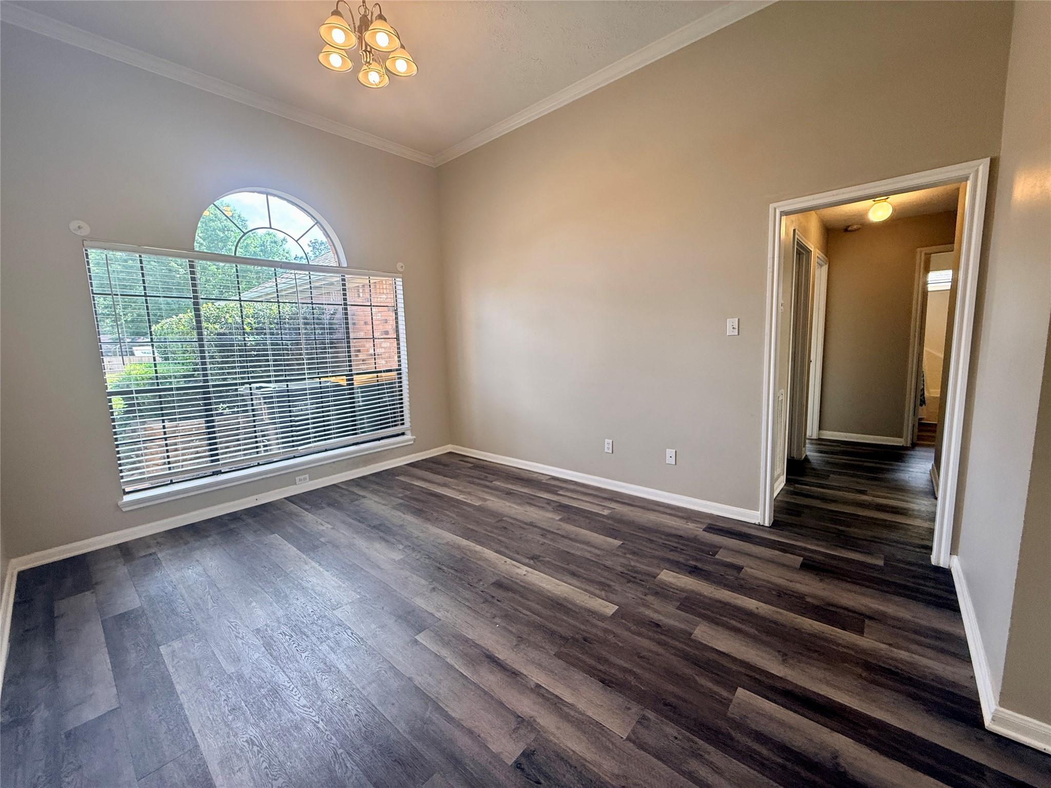 1719 Cantrell Boulevard