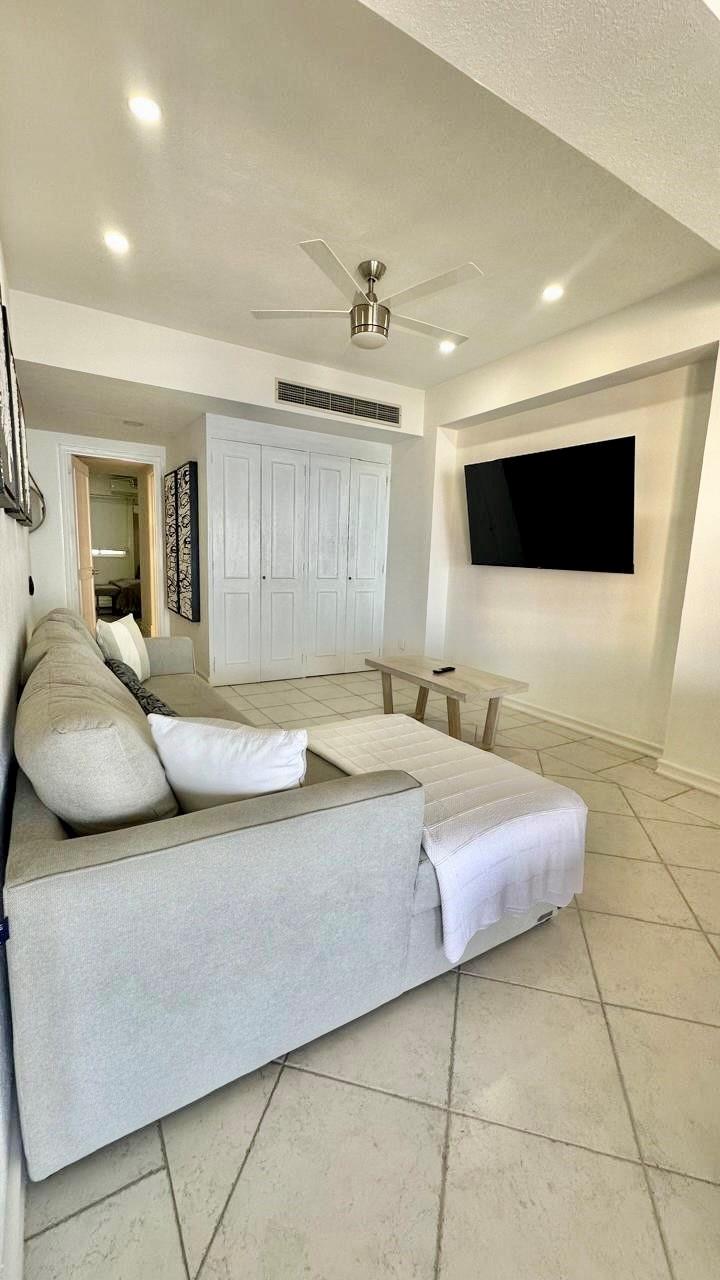 625 N Paseo De La Marina Norte