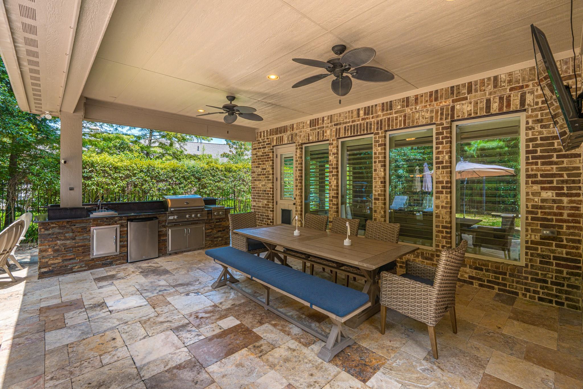 31 Woodglade Way