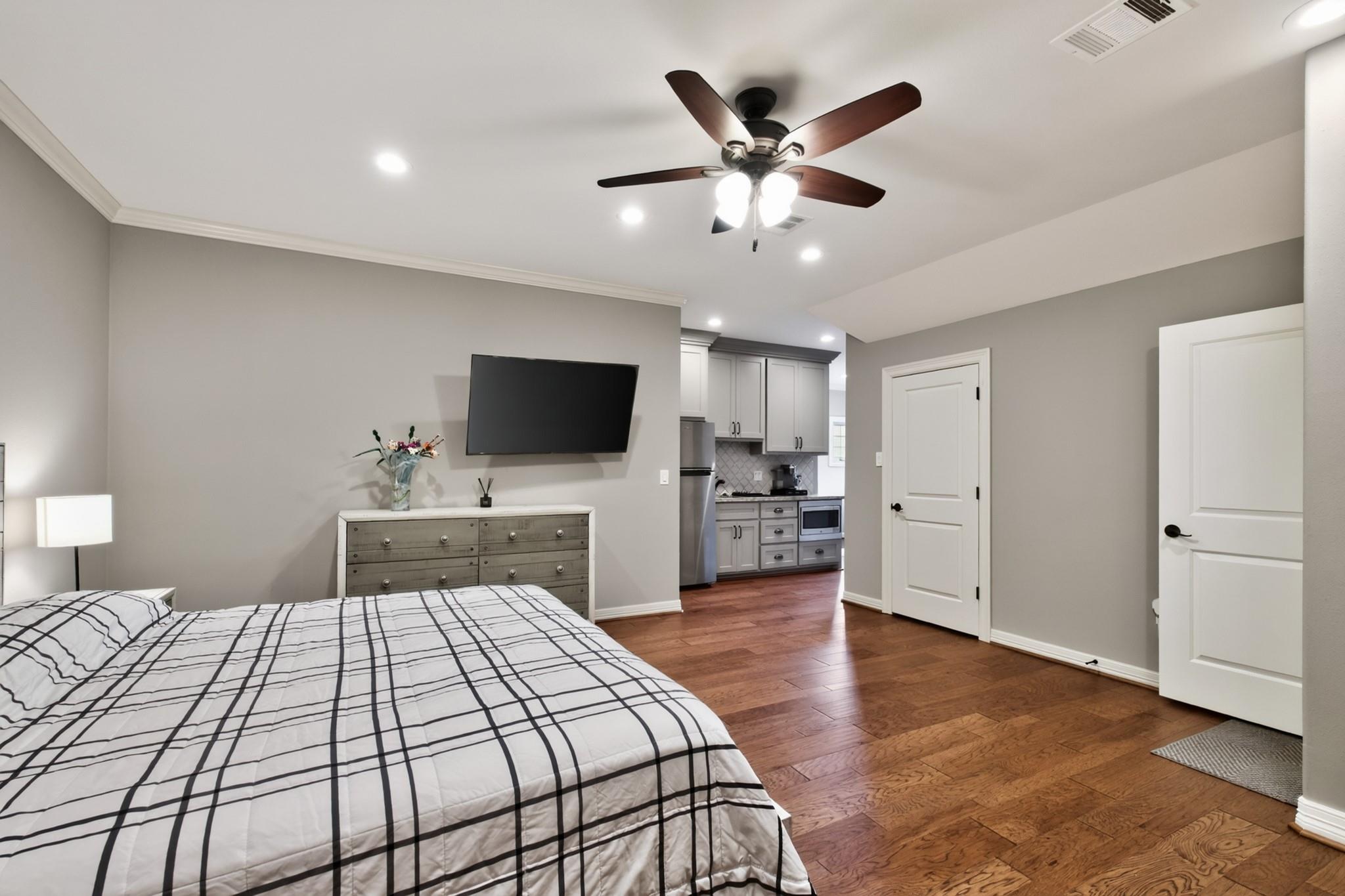 31 Woodglade Way