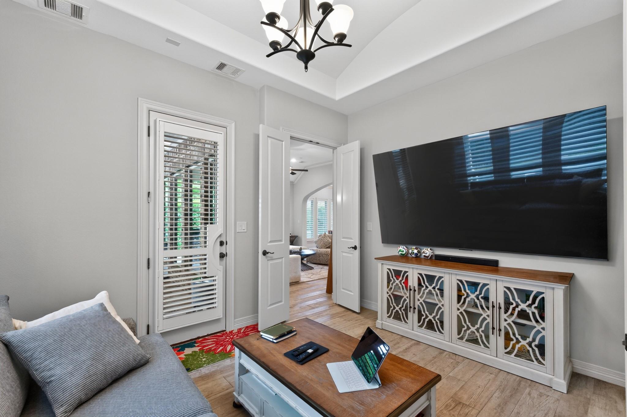 31 Woodglade Way