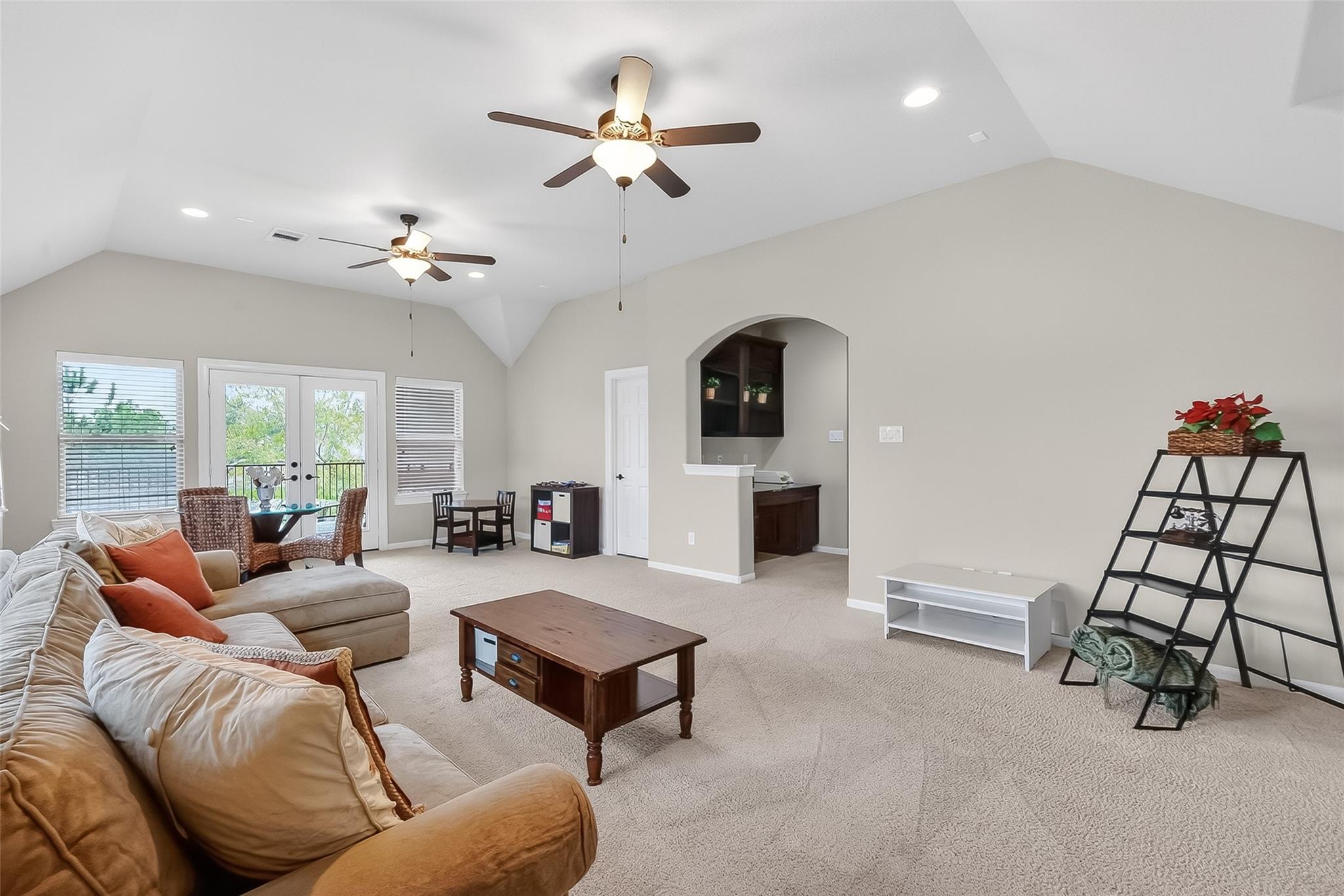 10 Cayuga Pond Court