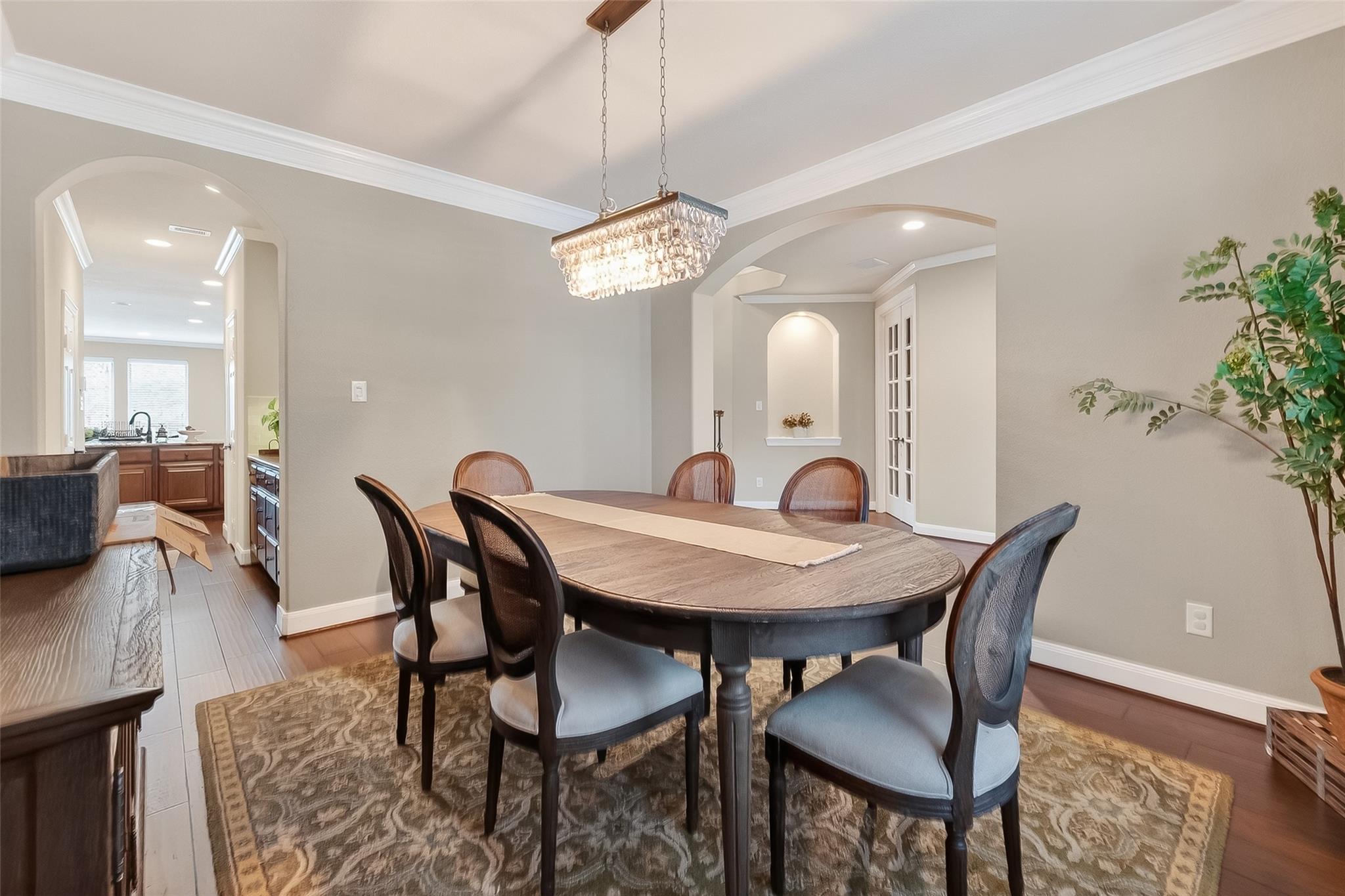 10 Cayuga Pond Court