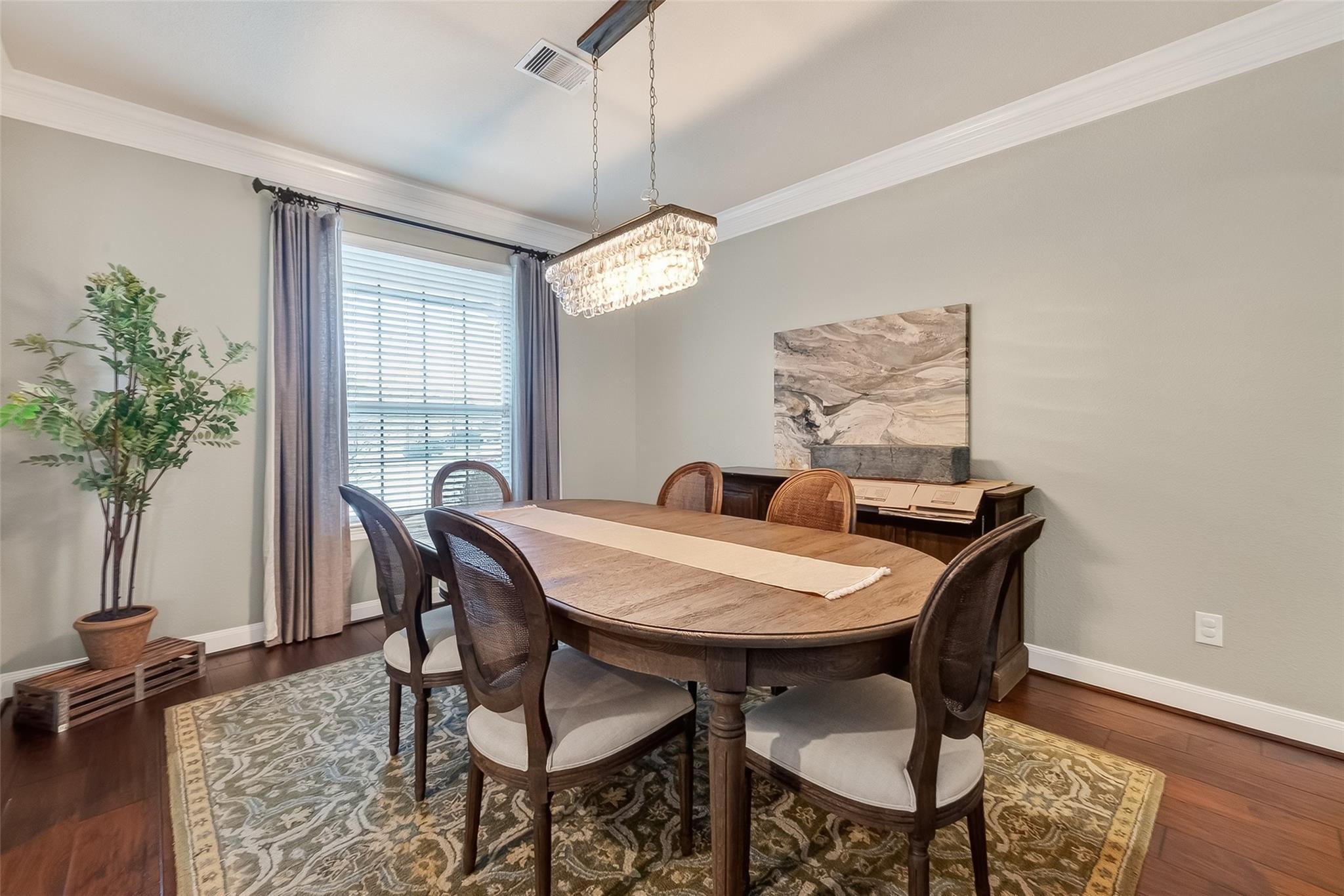 10 Cayuga Pond Court