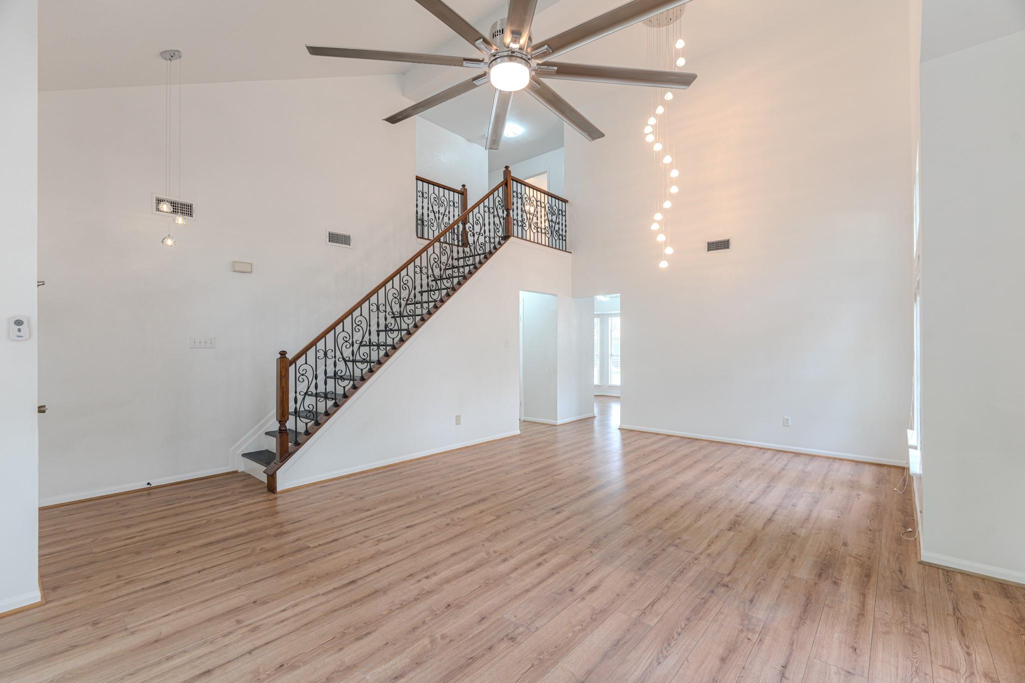 34 E Trillium Circle