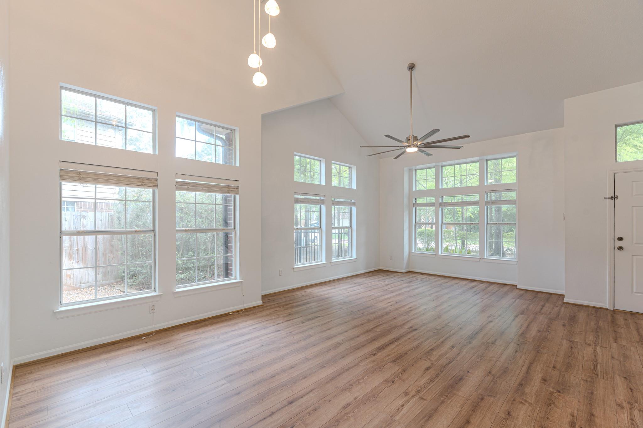 34 E Trillium Circle