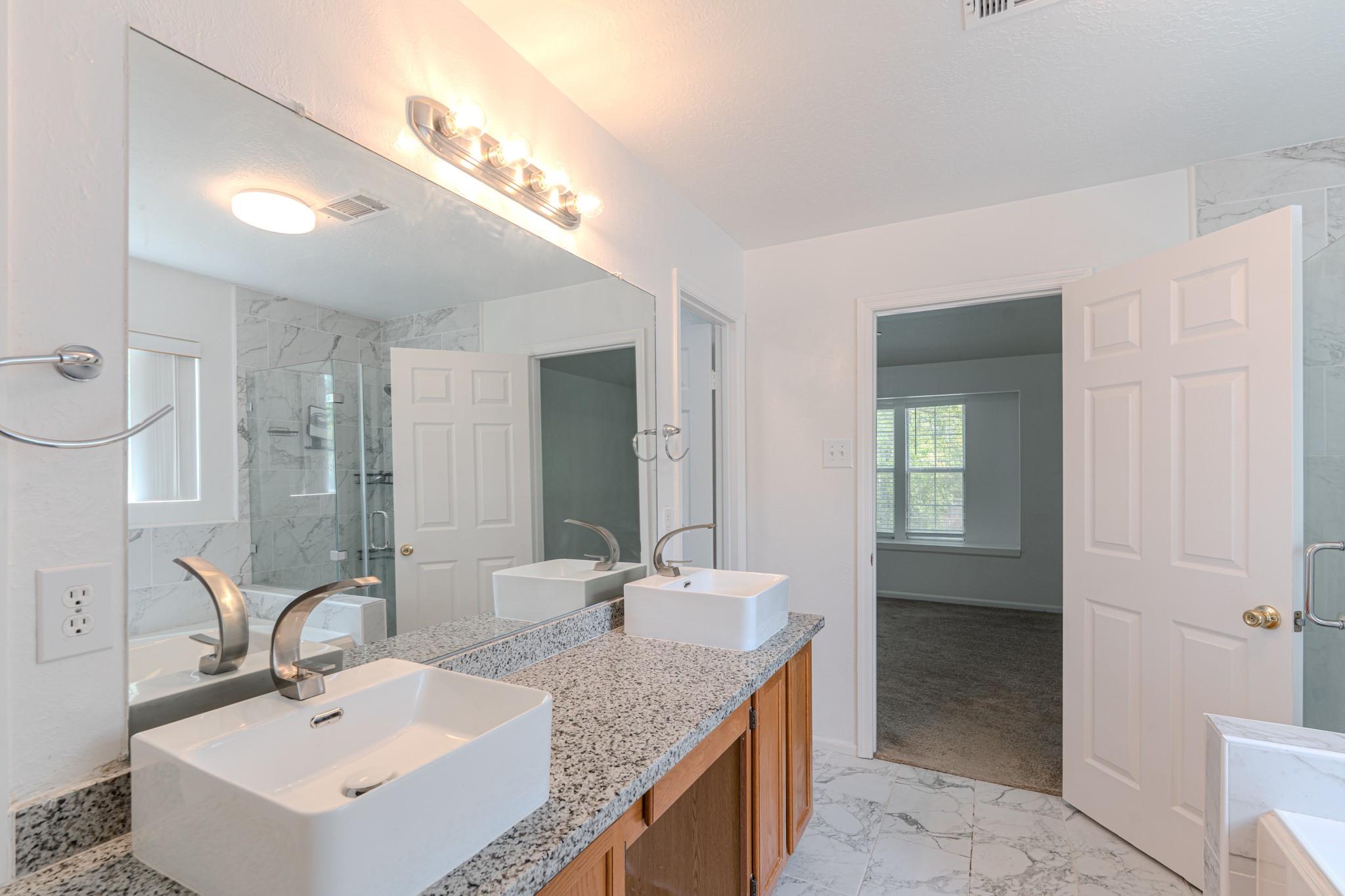 34 E Trillium Circle