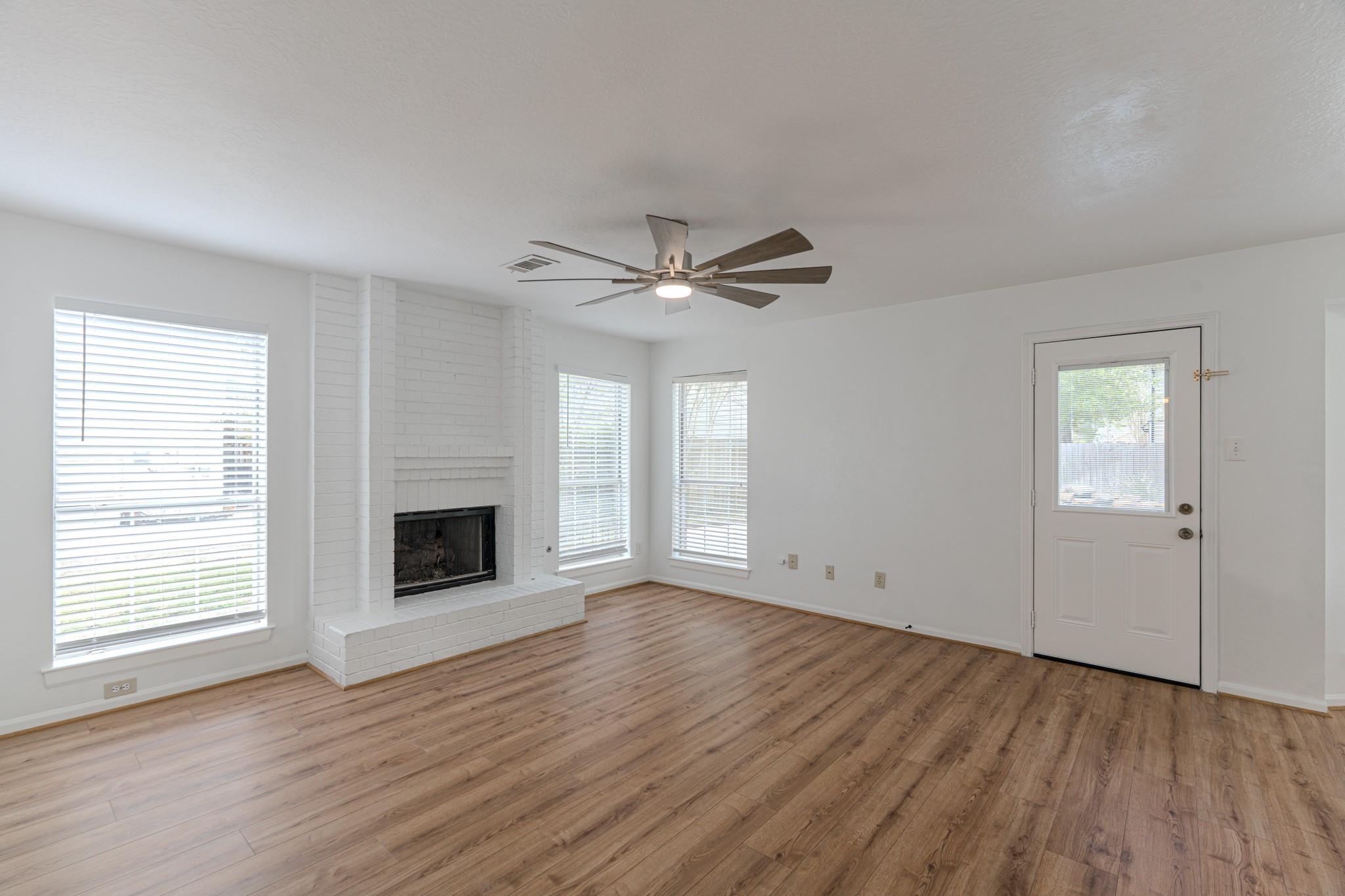 34 E Trillium Circle