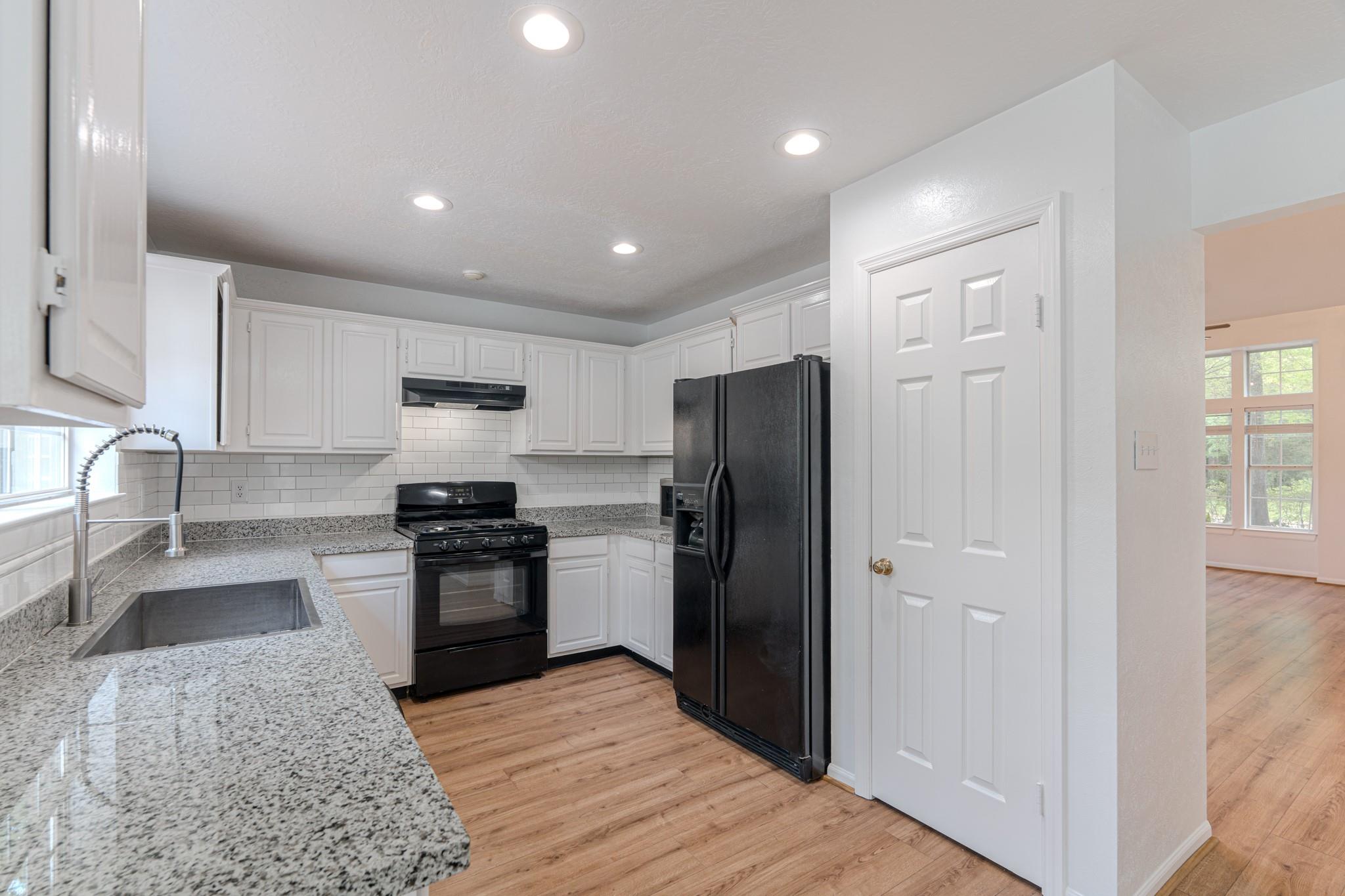 34 E Trillium Circle