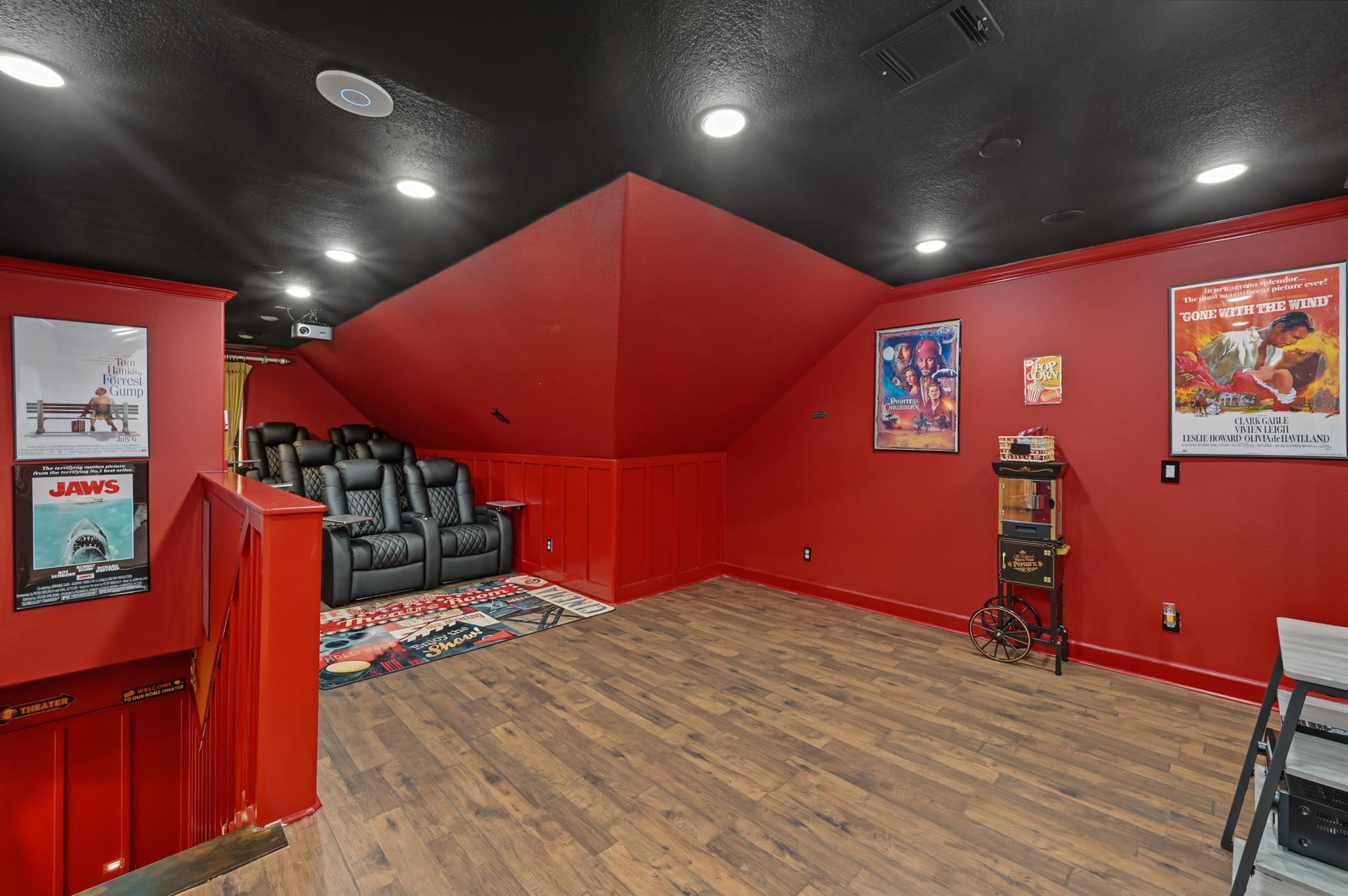10933 Lake Forest Drive