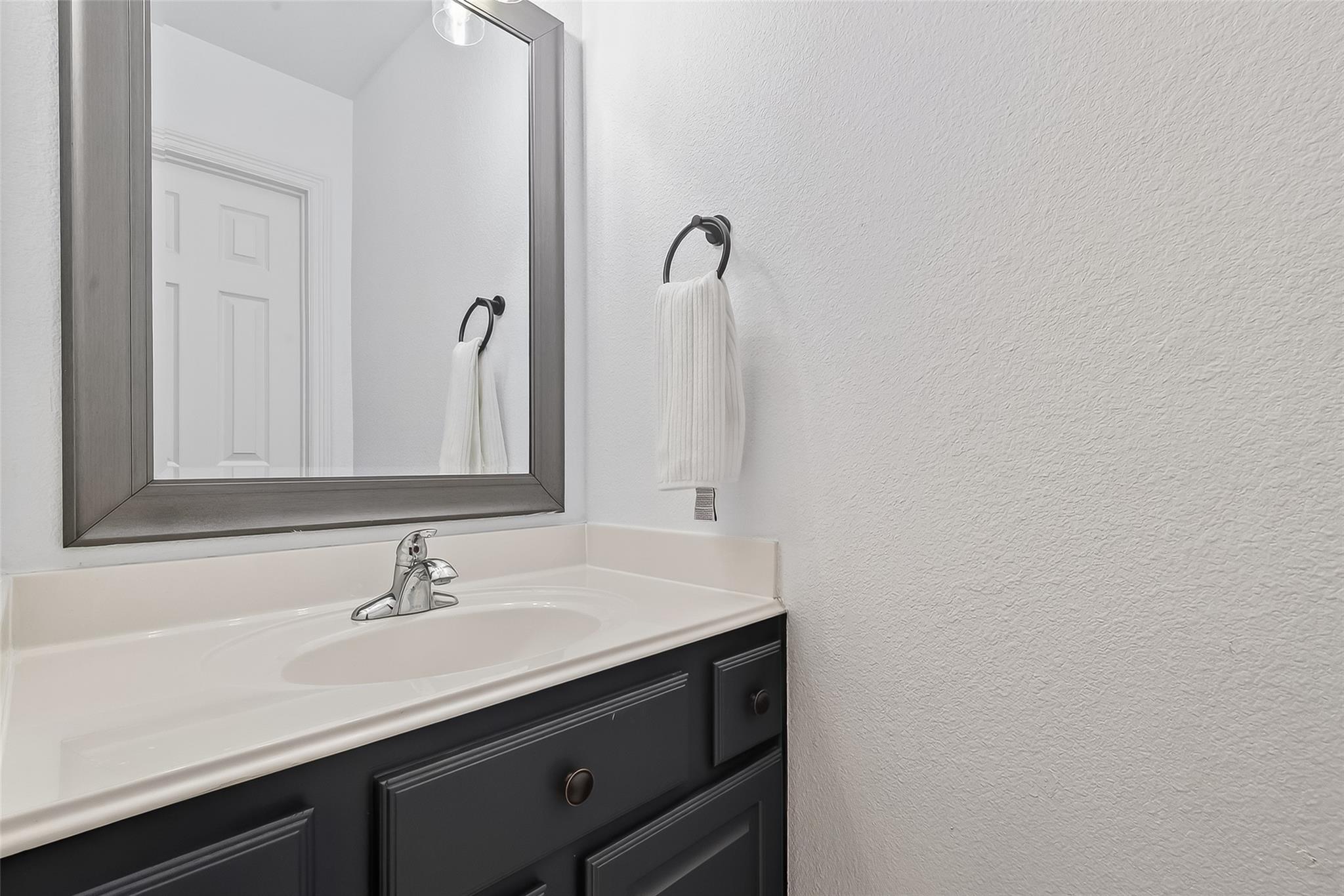 66 S Longsford Circle