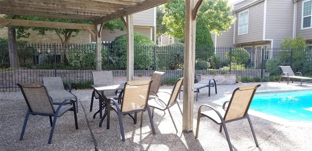 1860 White Oak Drive # 205
