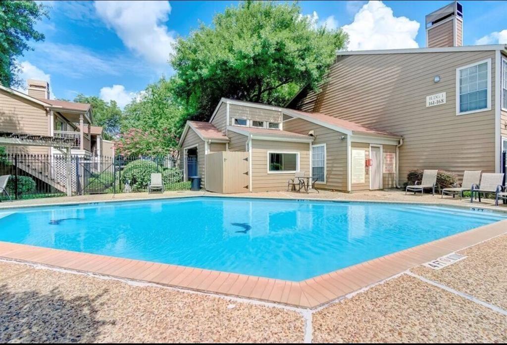 1860 White Oak Drive # 205