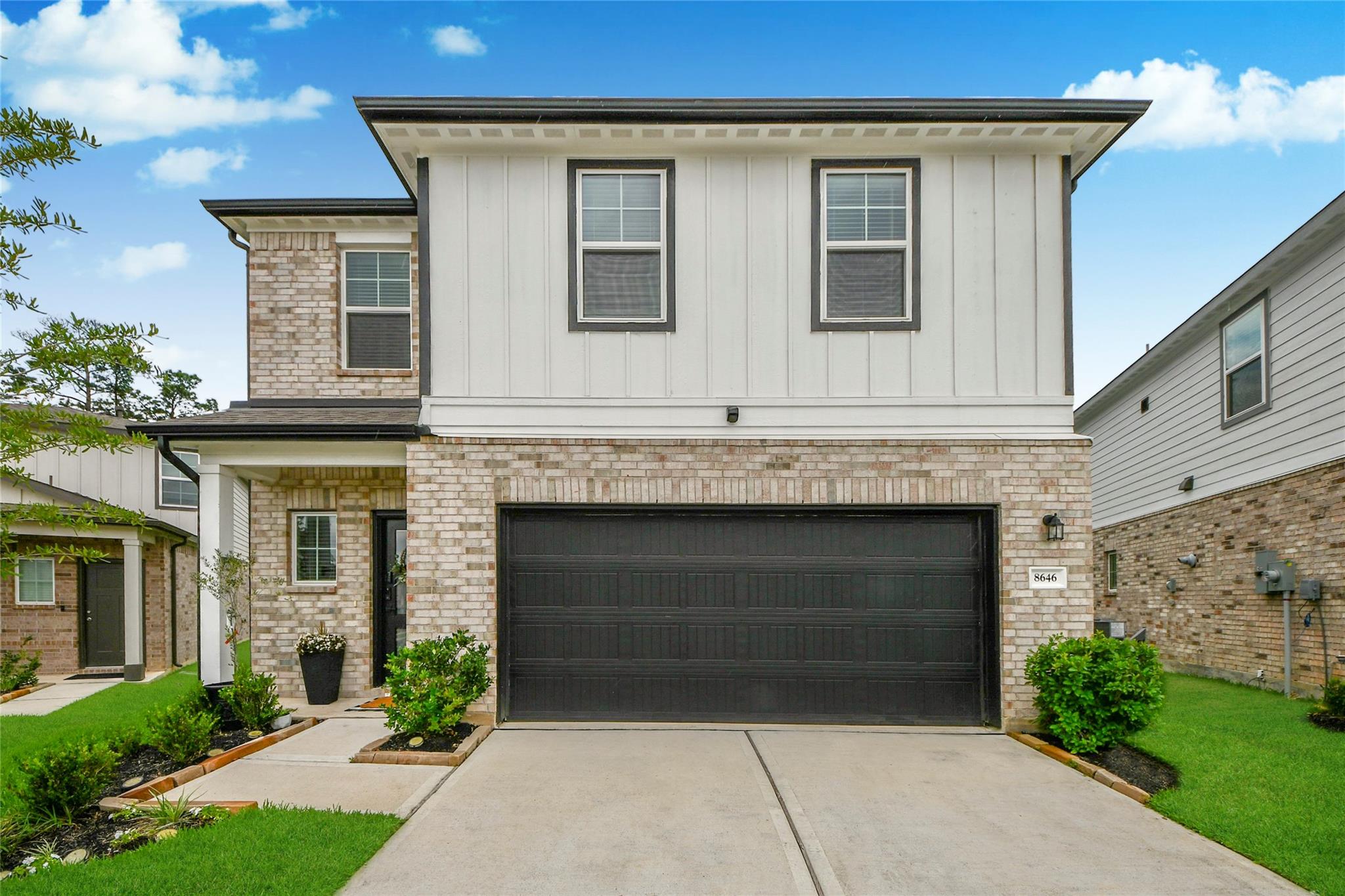 8646 Blueberry Ash Street