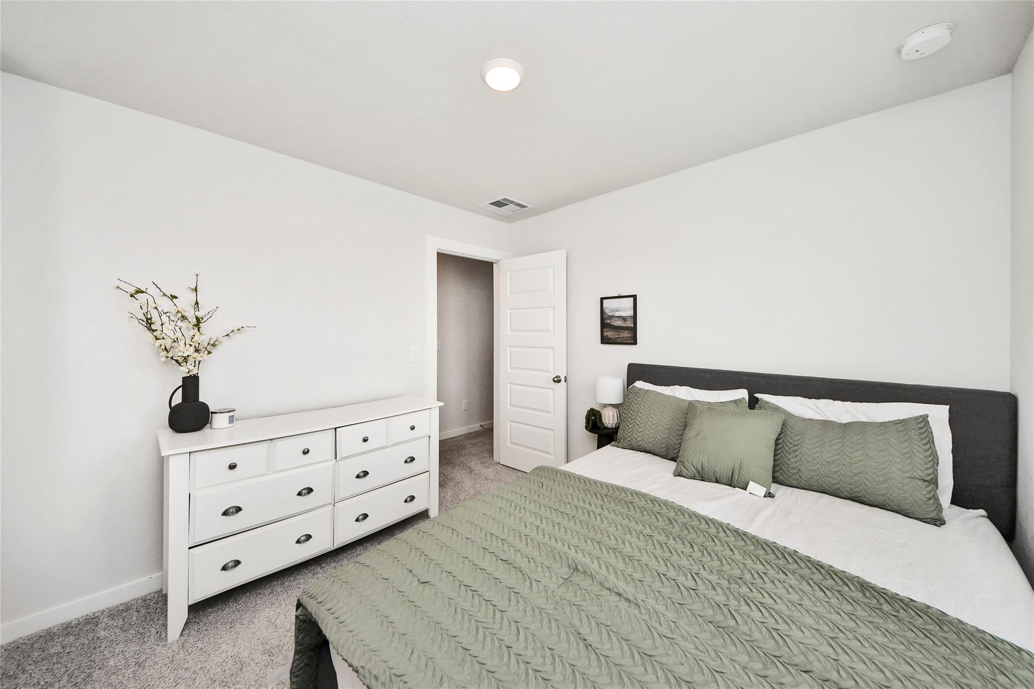 8646 Blueberry Ash Street