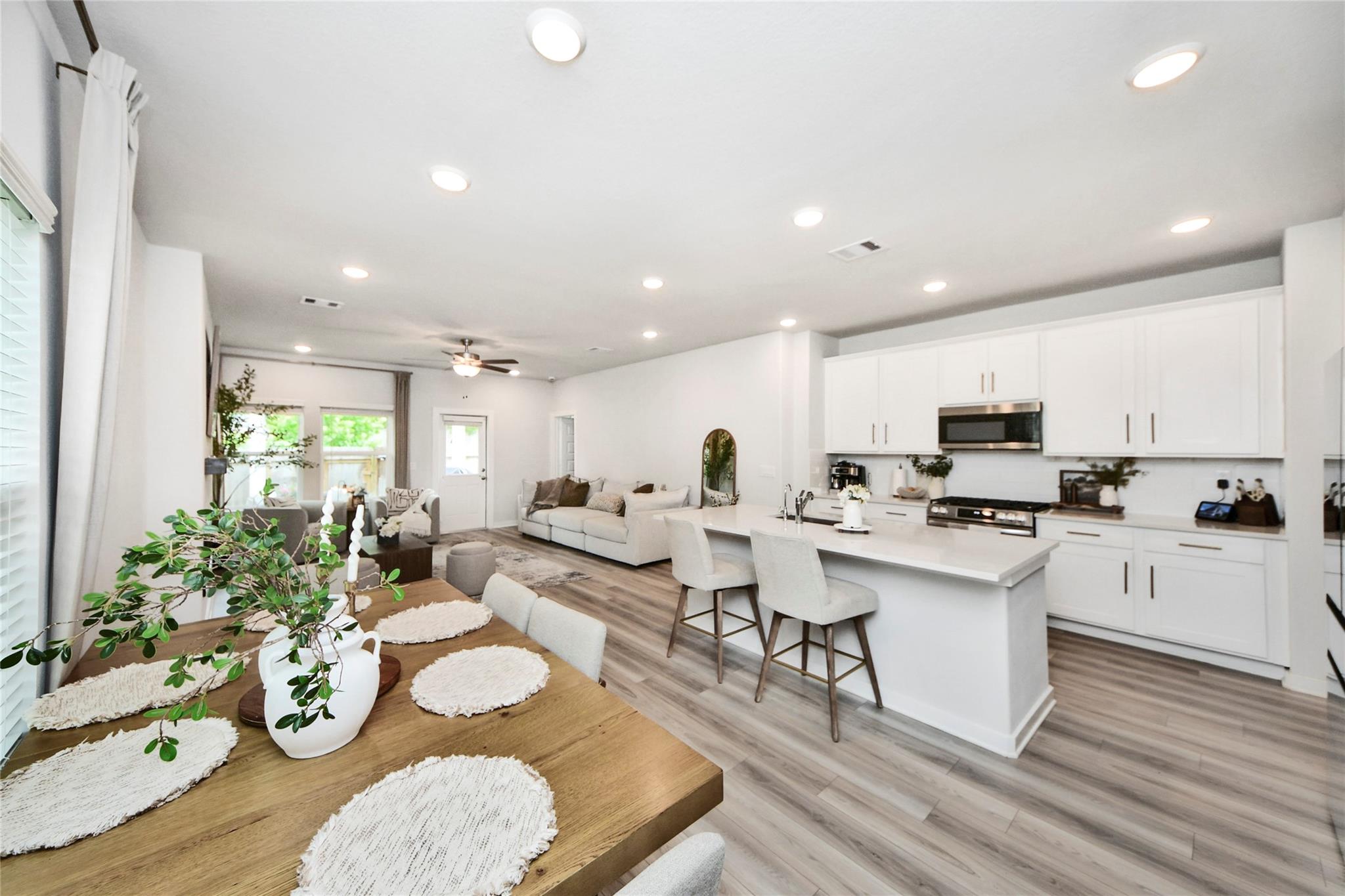 8646 Blueberry Ash Street