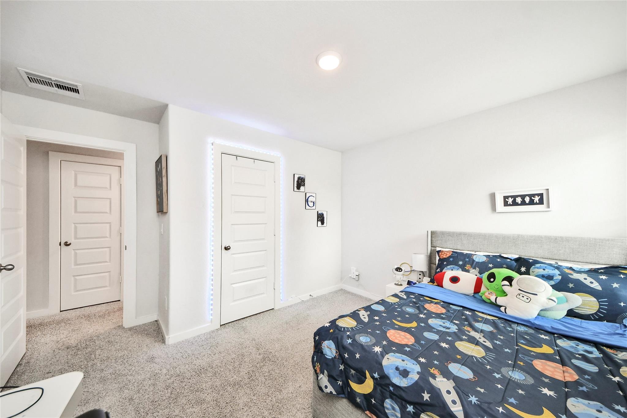 8646 Blueberry Ash Street
