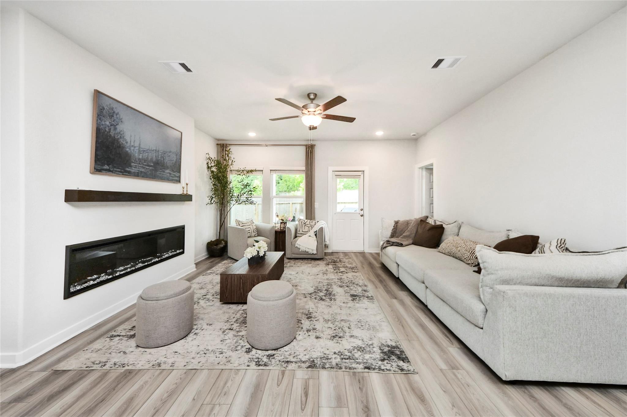 8646 Blueberry Ash Street