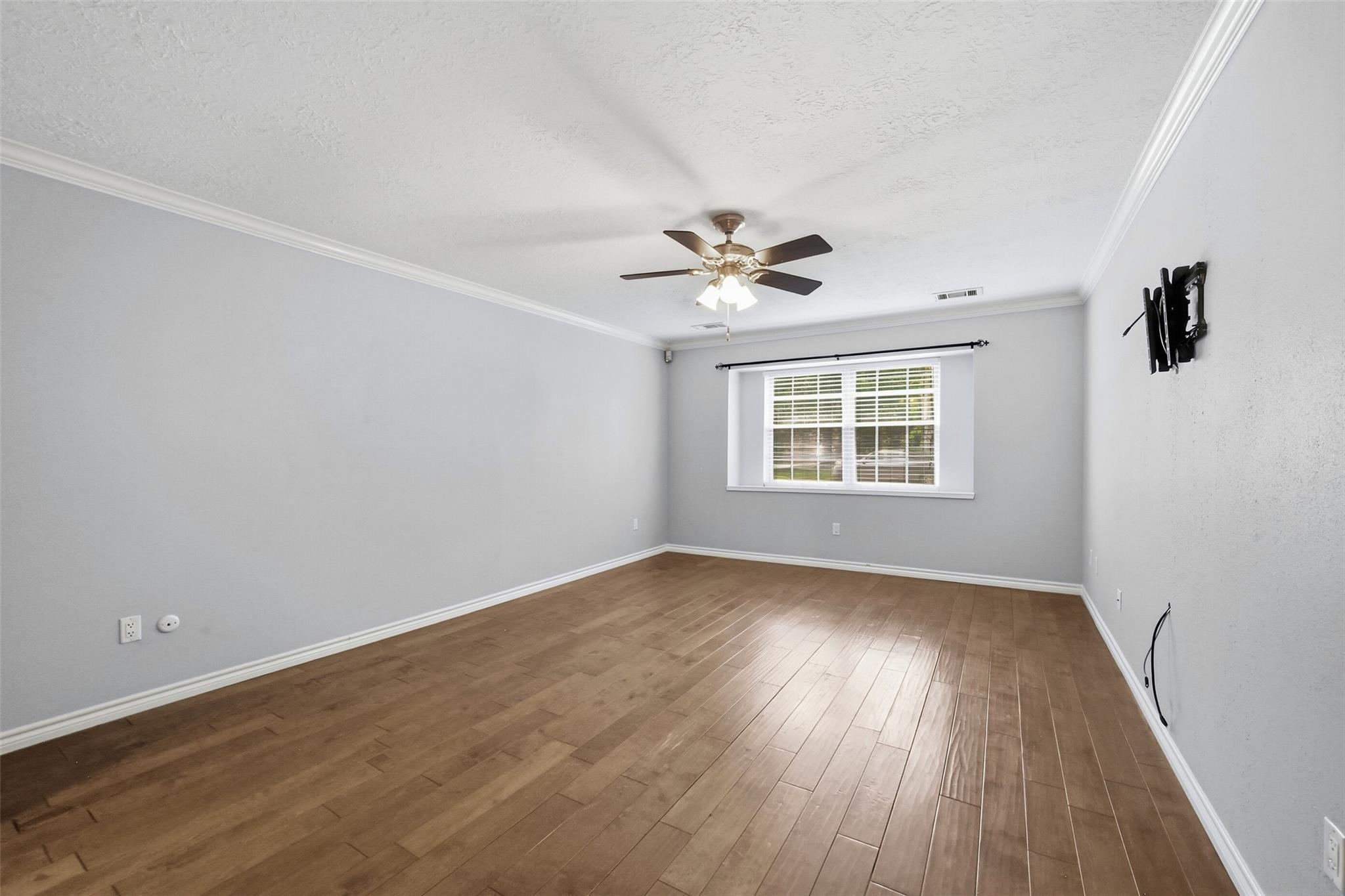 8130 Fernbrook Lane