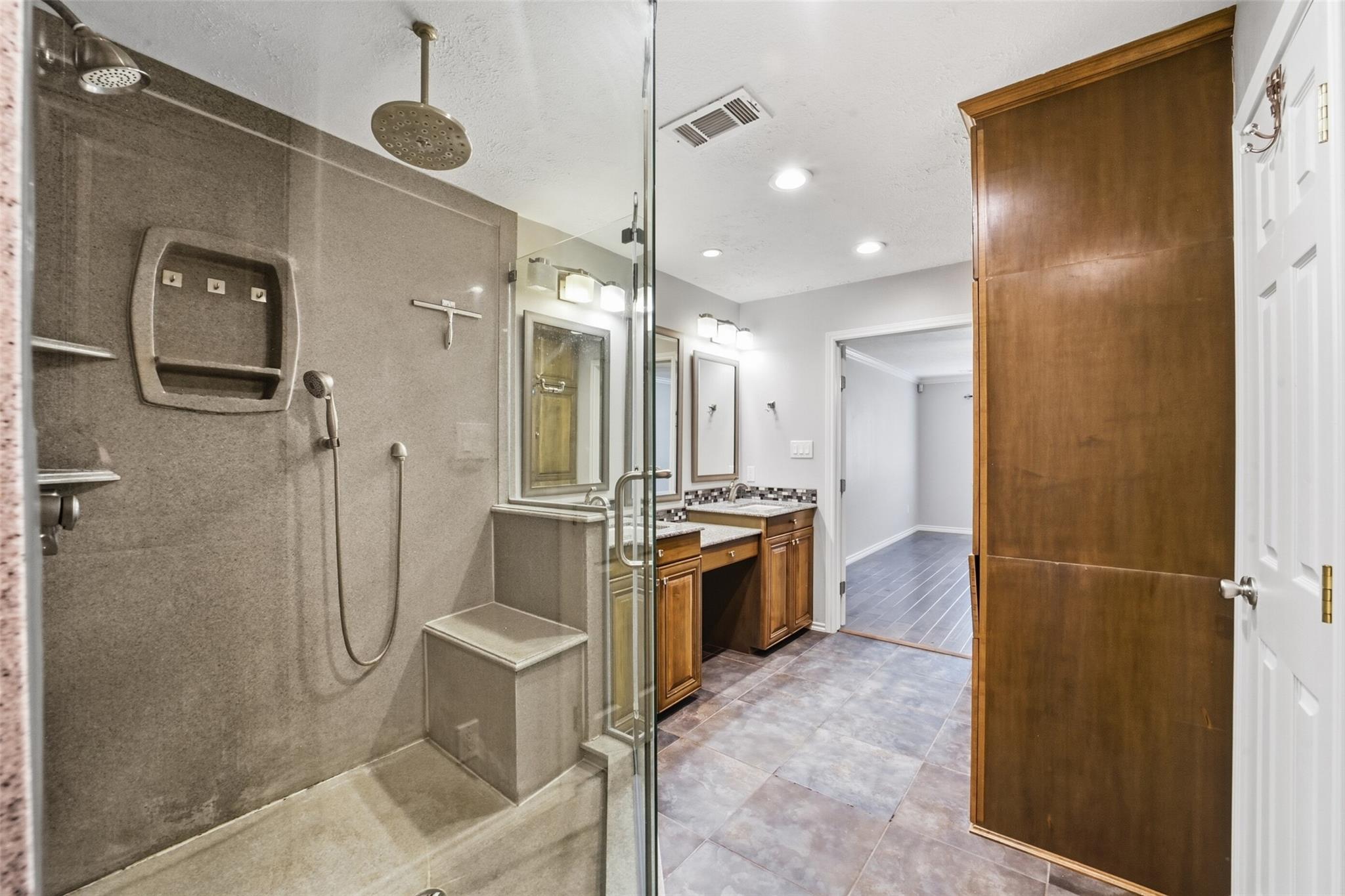 8130 Fernbrook Lane