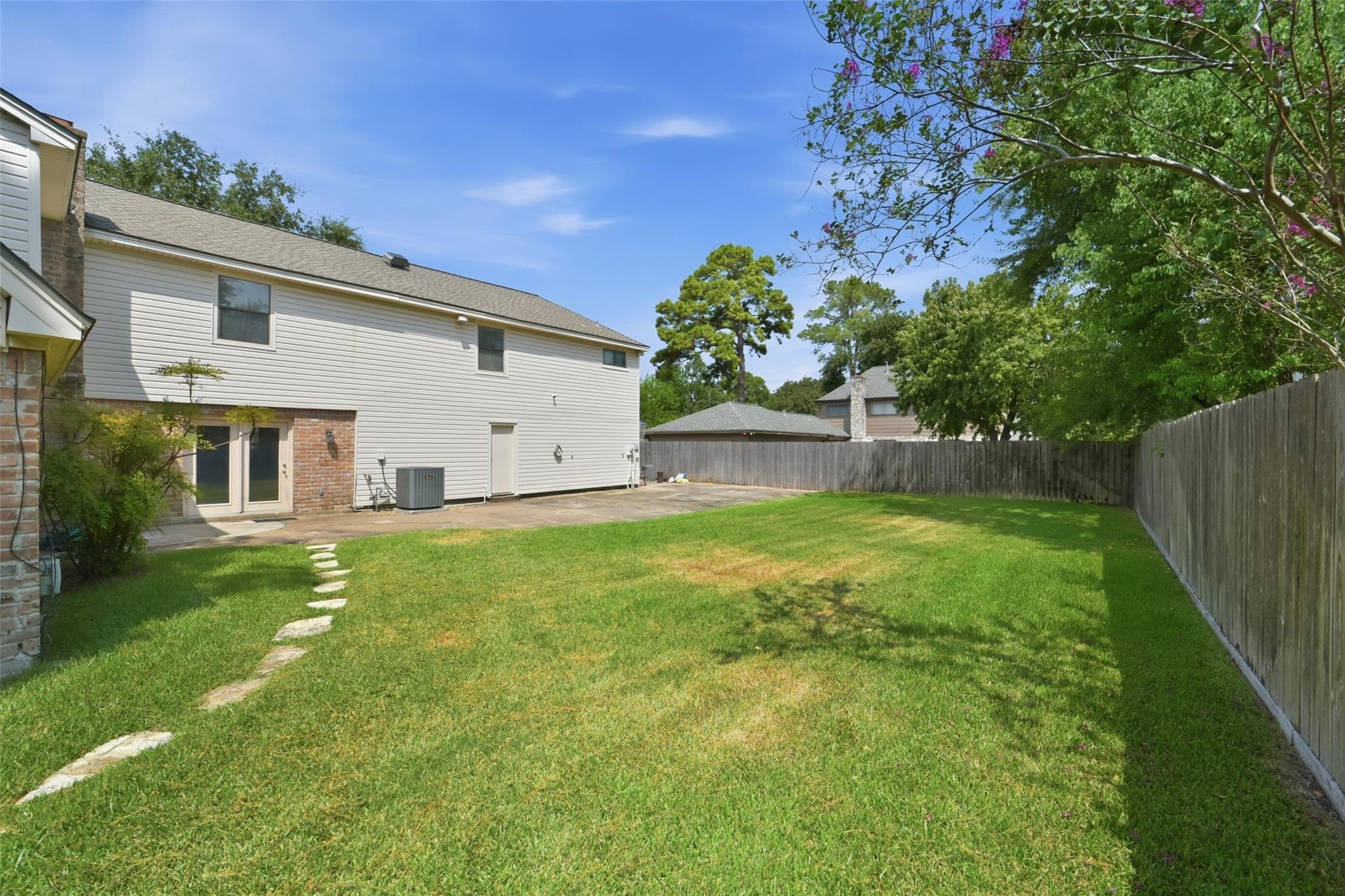 8130 Fernbrook Lane