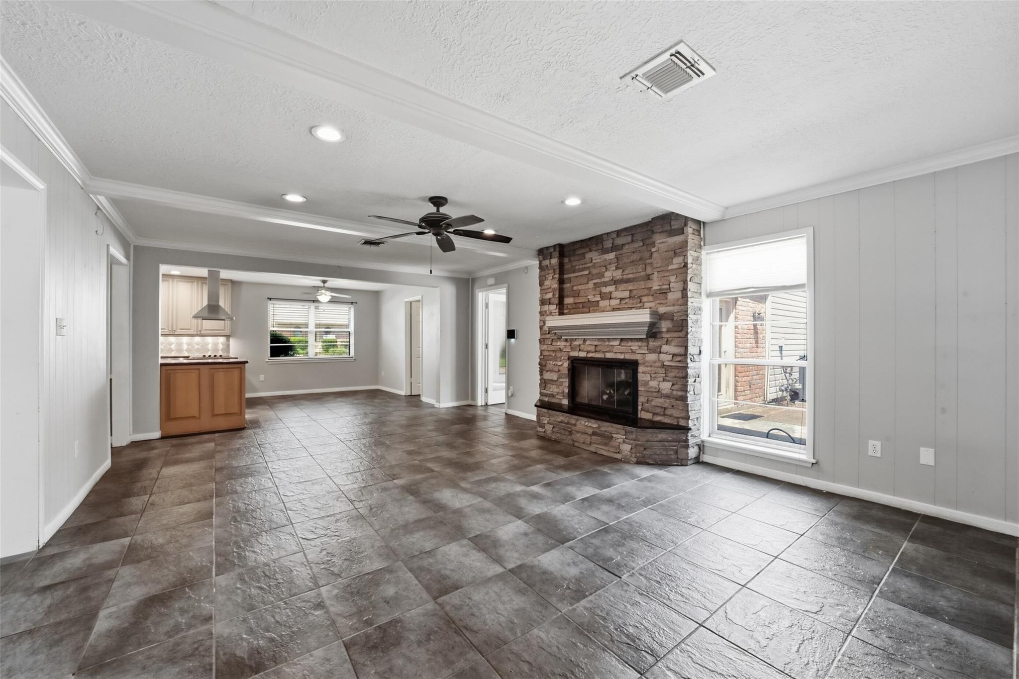 8130 Fernbrook Lane