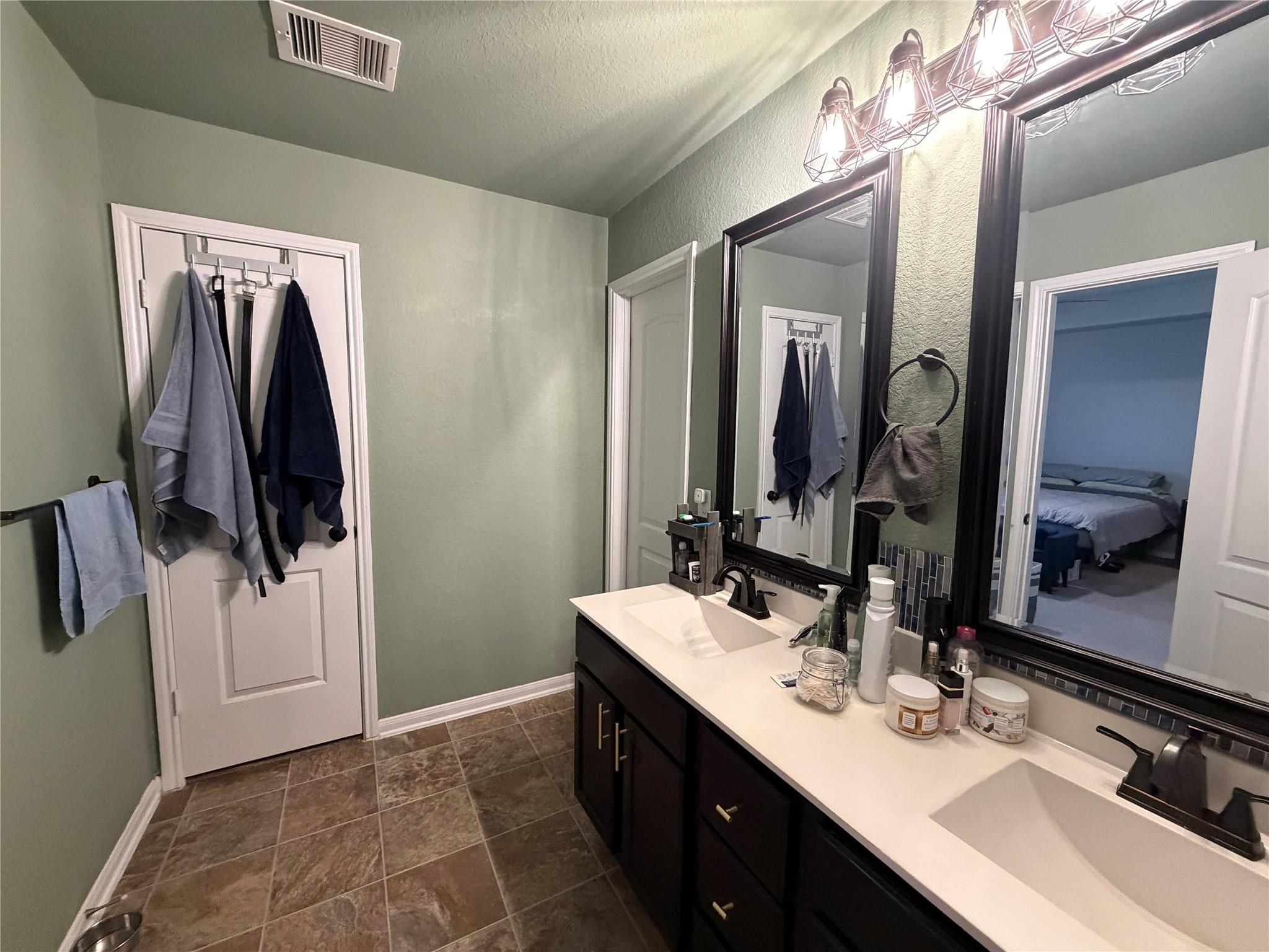 15218 Loys Coves Court