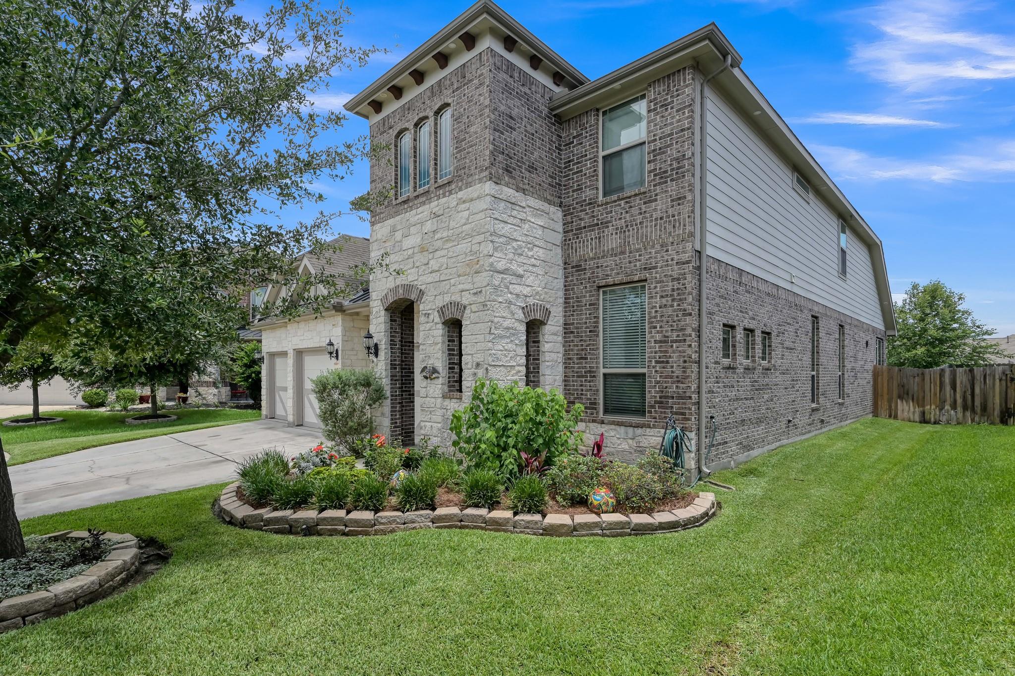 9411 Brannok Lane