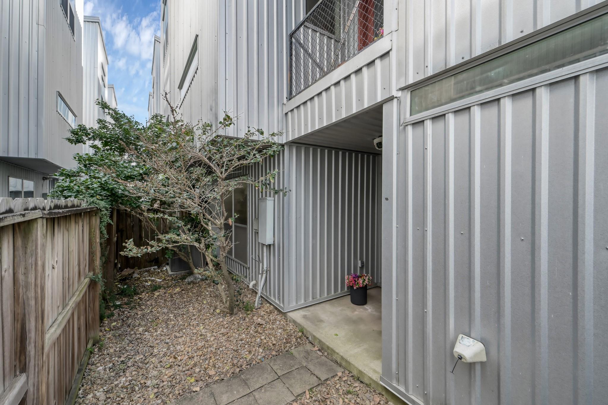 2605 Calumet Street # 31