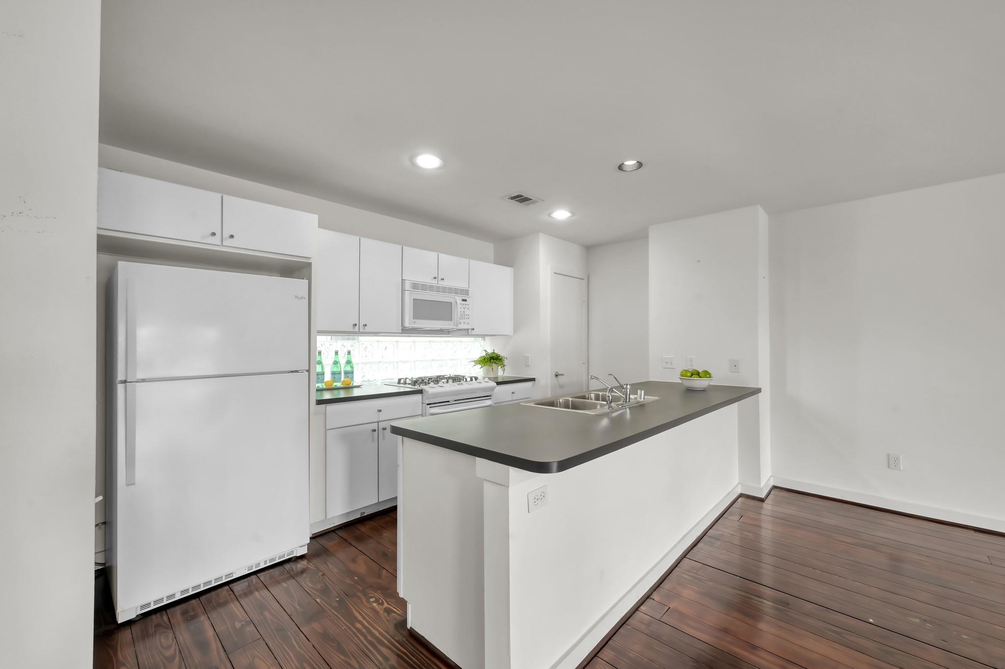 2605 Calumet Street # 31