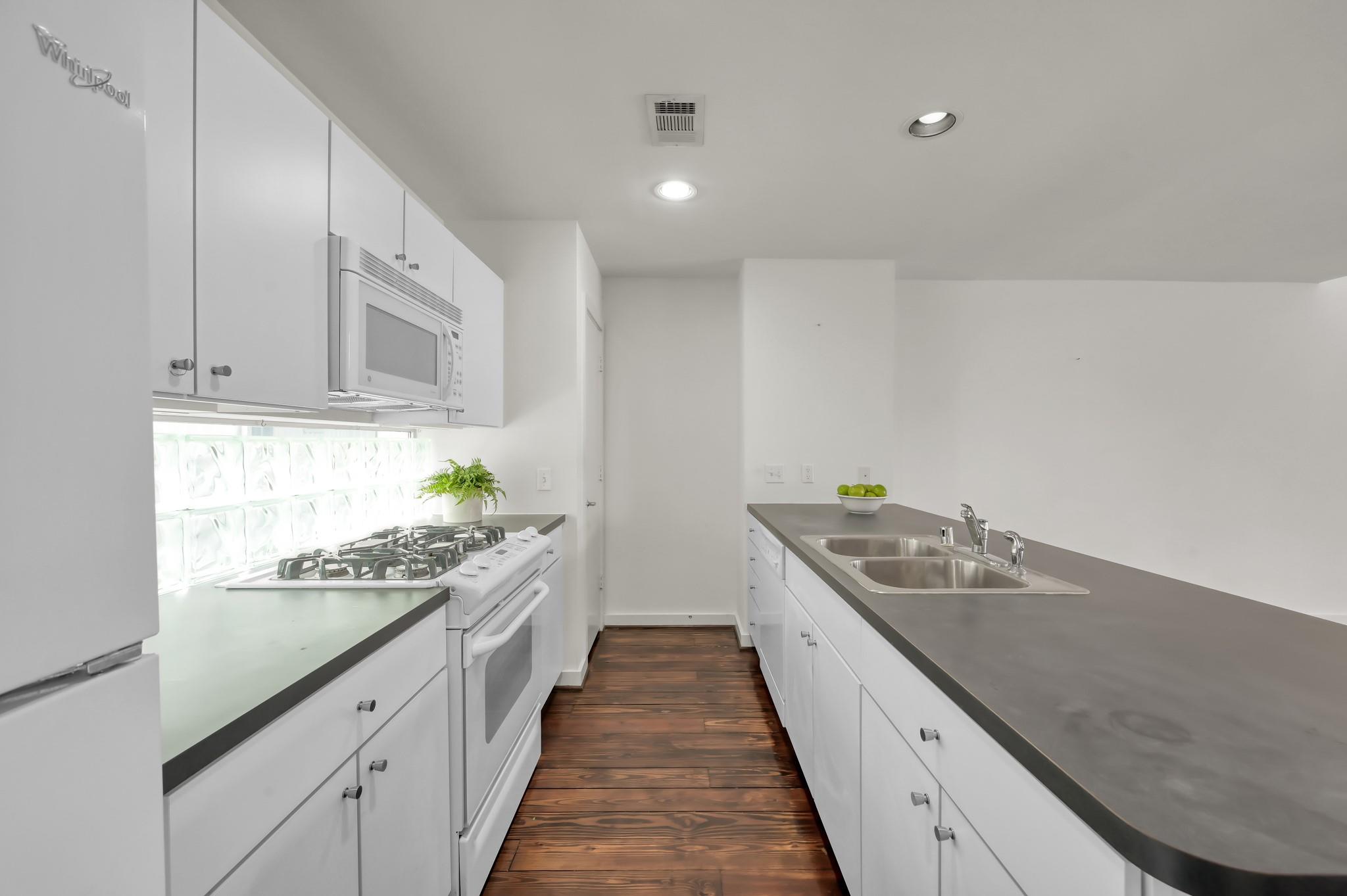 2605 Calumet Street # 31