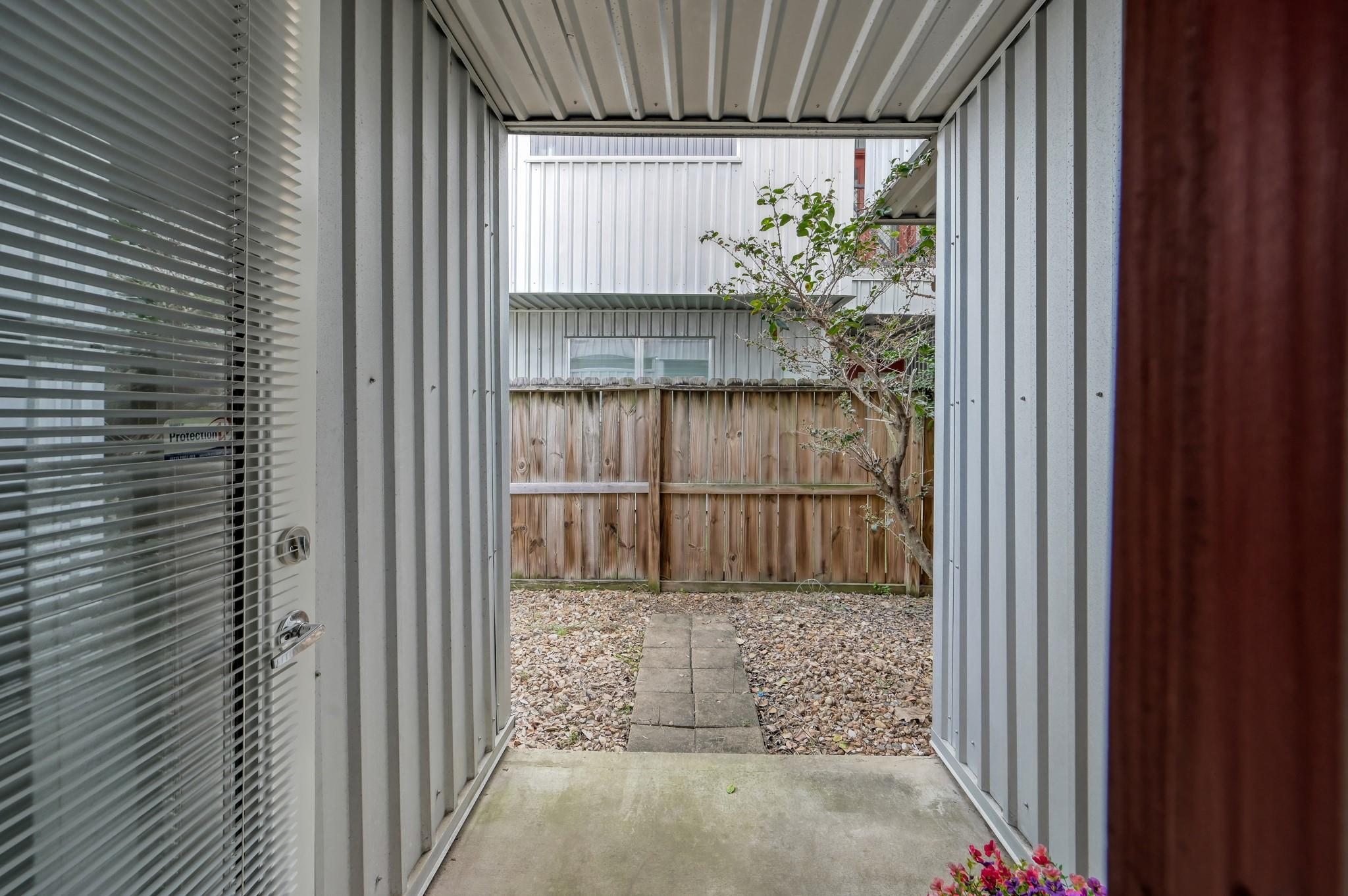 2605 Calumet Street # 31