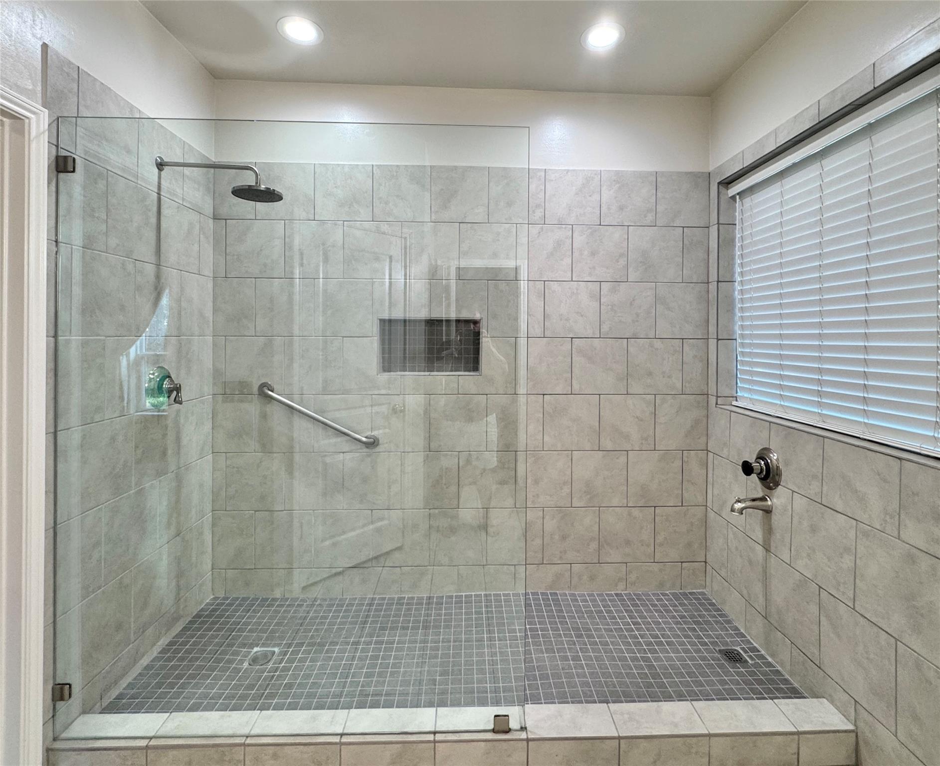 42 Tranquil Glade Place