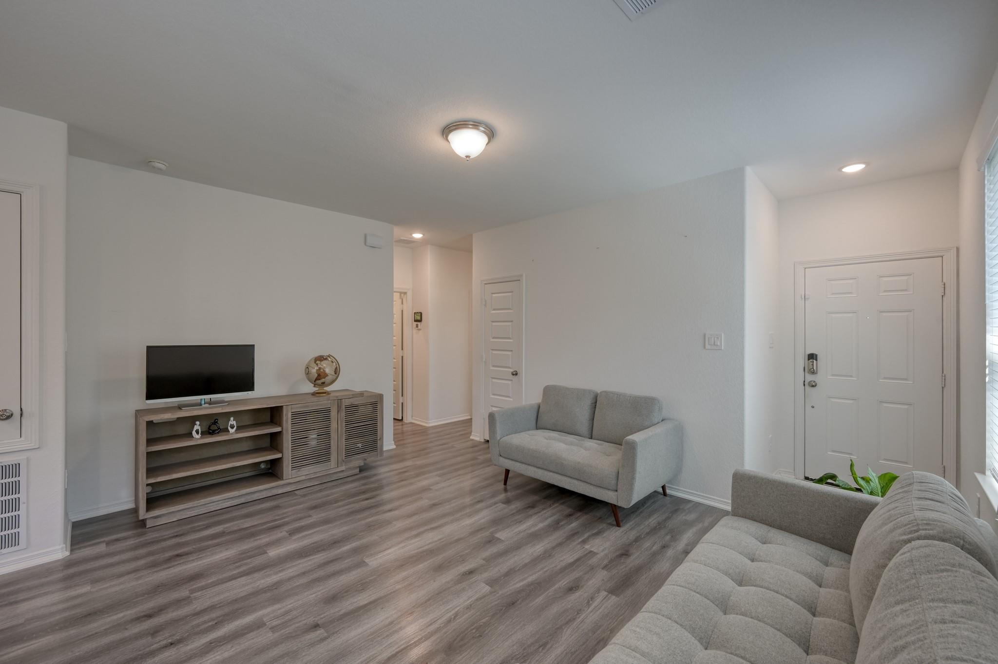 16626 Moss Lane