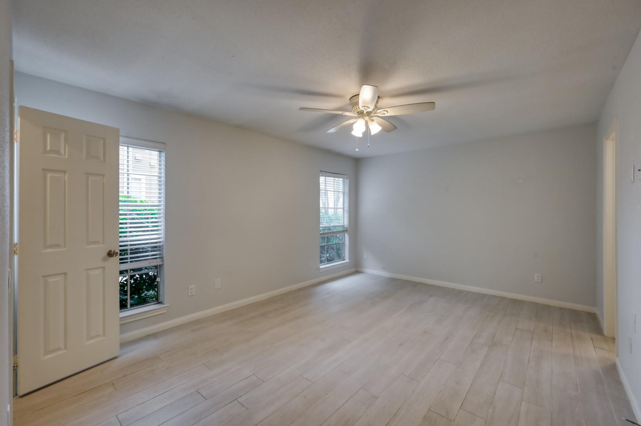 1860 White Oak Drive # 207