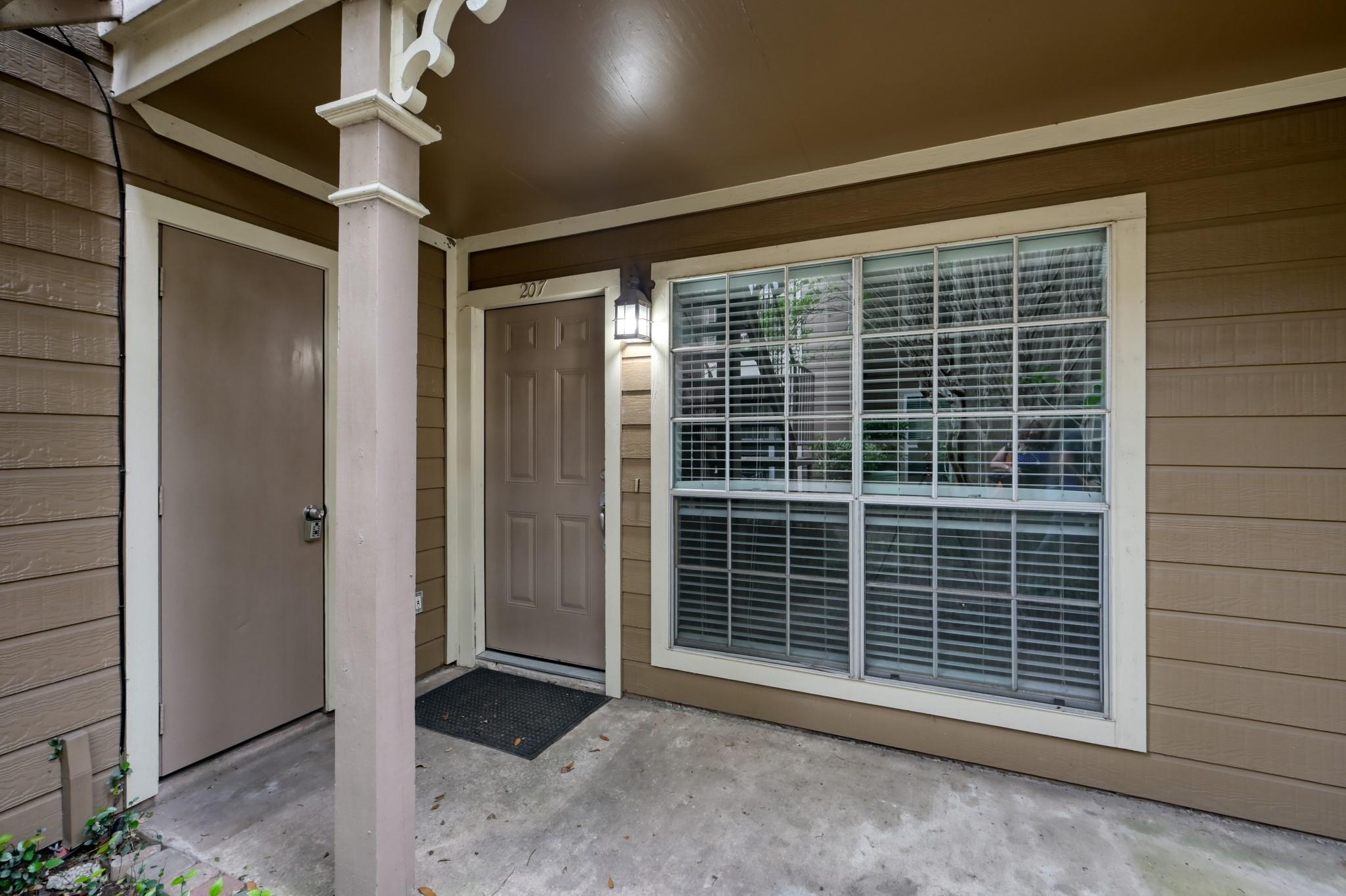 1860 White Oak Drive # 207
