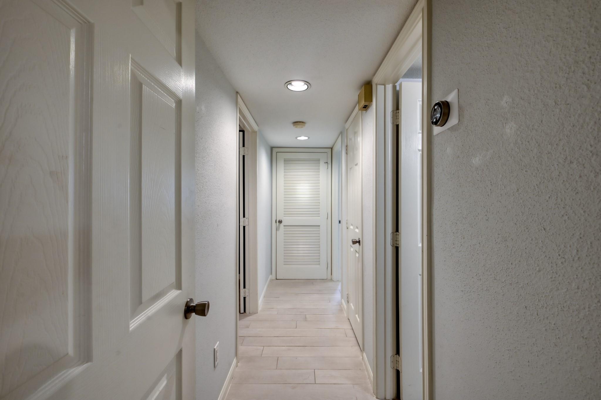 1860 White Oak Drive # 207