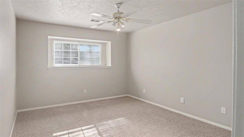 1431 Walnut Lane