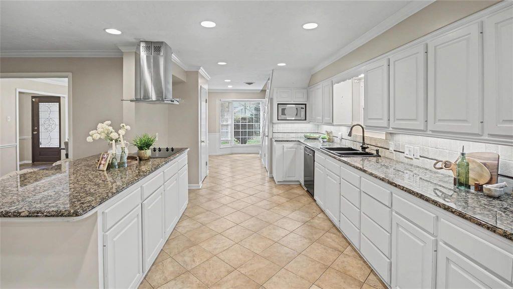 1431 Walnut Lane