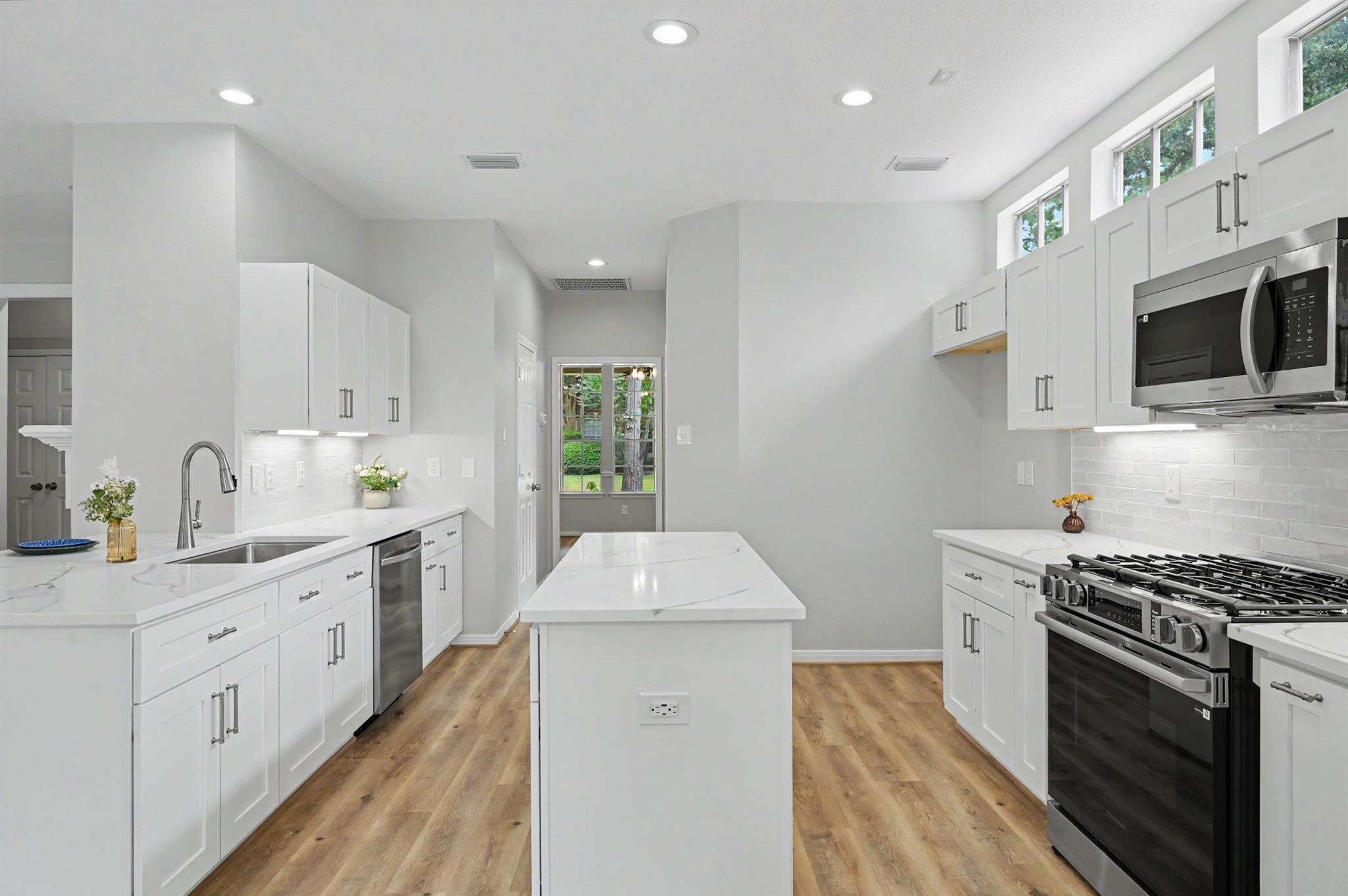 23 Tender Violet Place