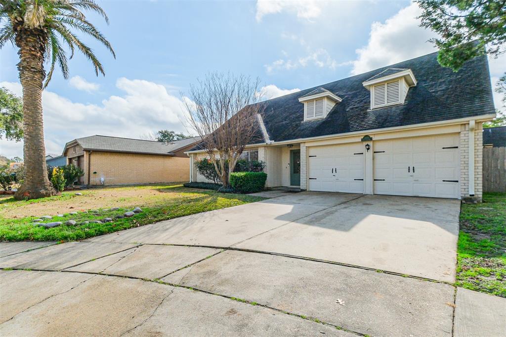 13115 Huntleigh Way