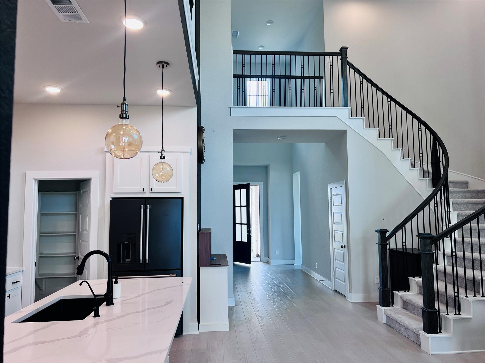5106 Enchanted Pine Court
