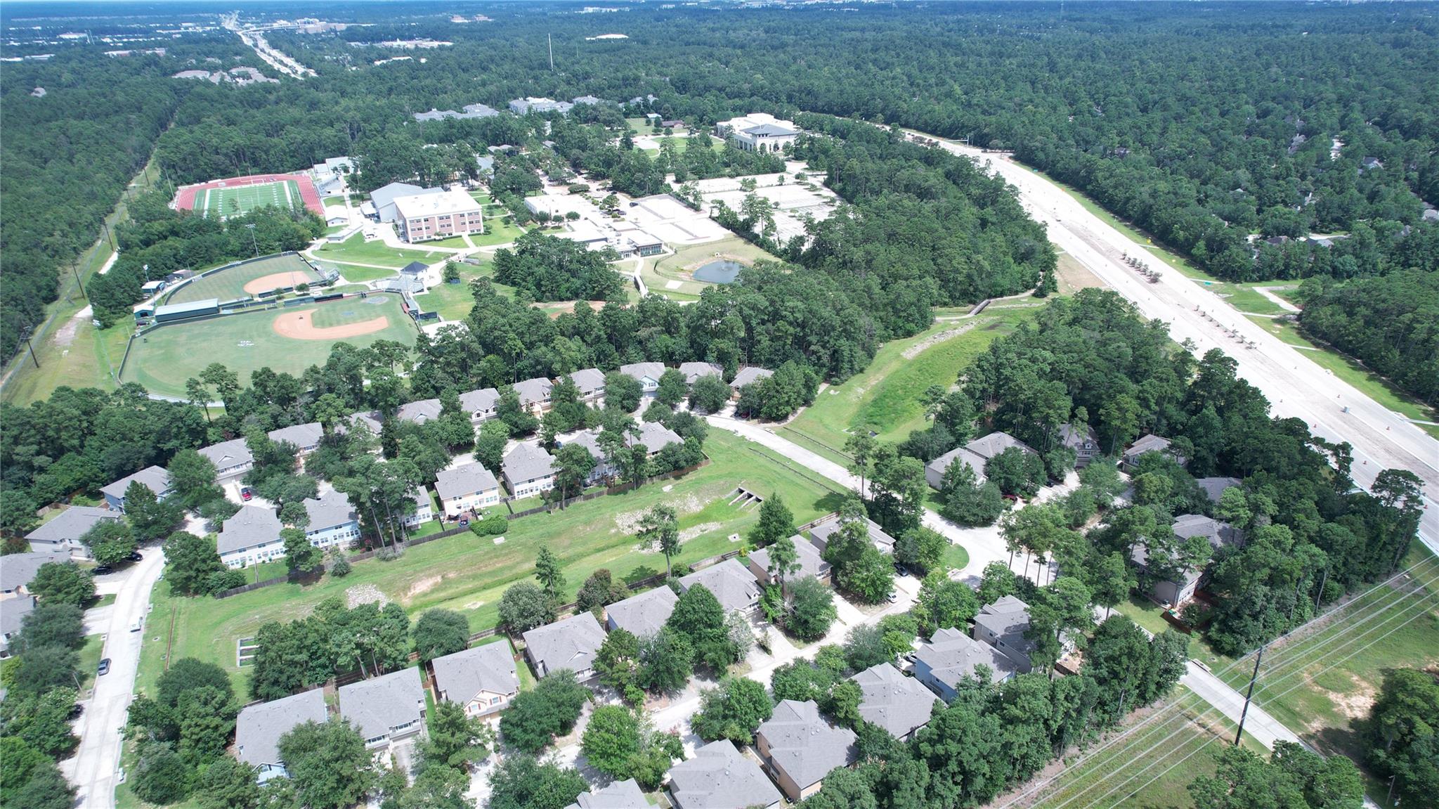 226 W Stedhill Loop