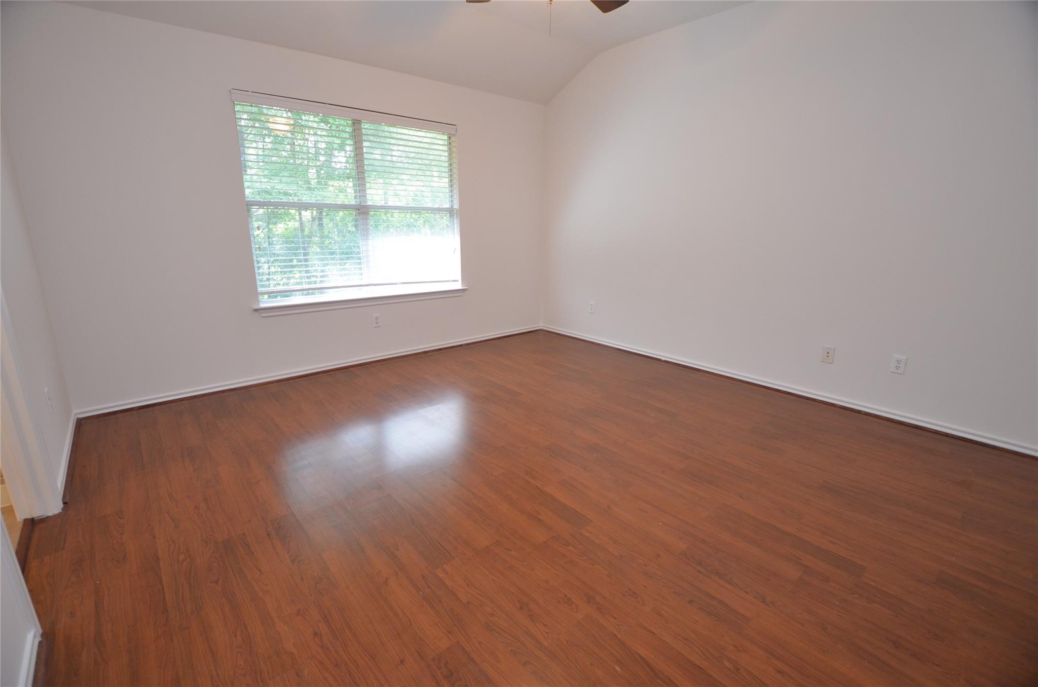 226 W Stedhill Loop