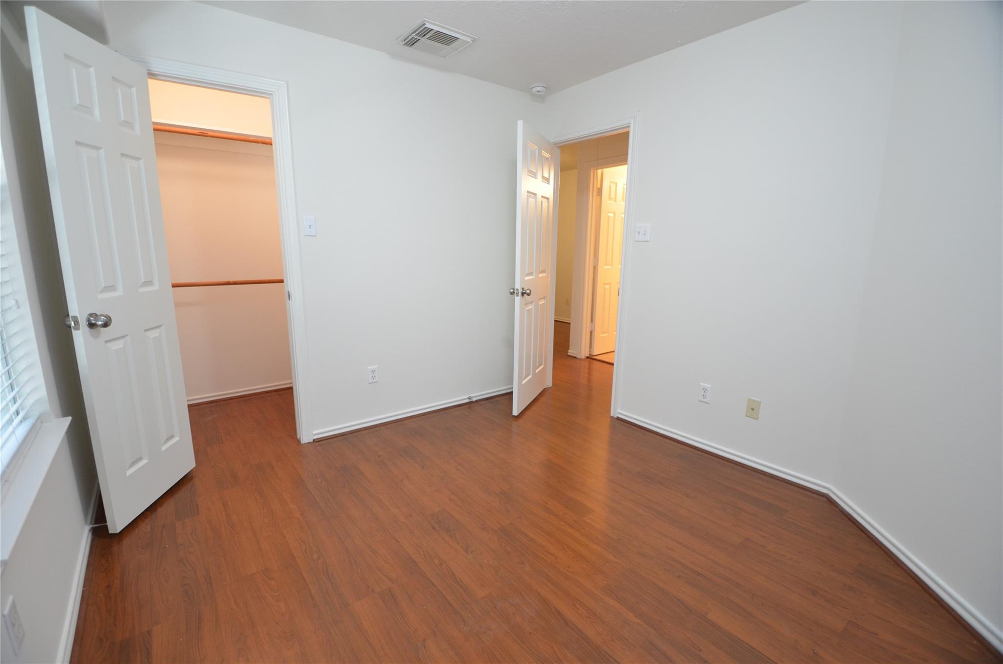 226 W Stedhill Loop