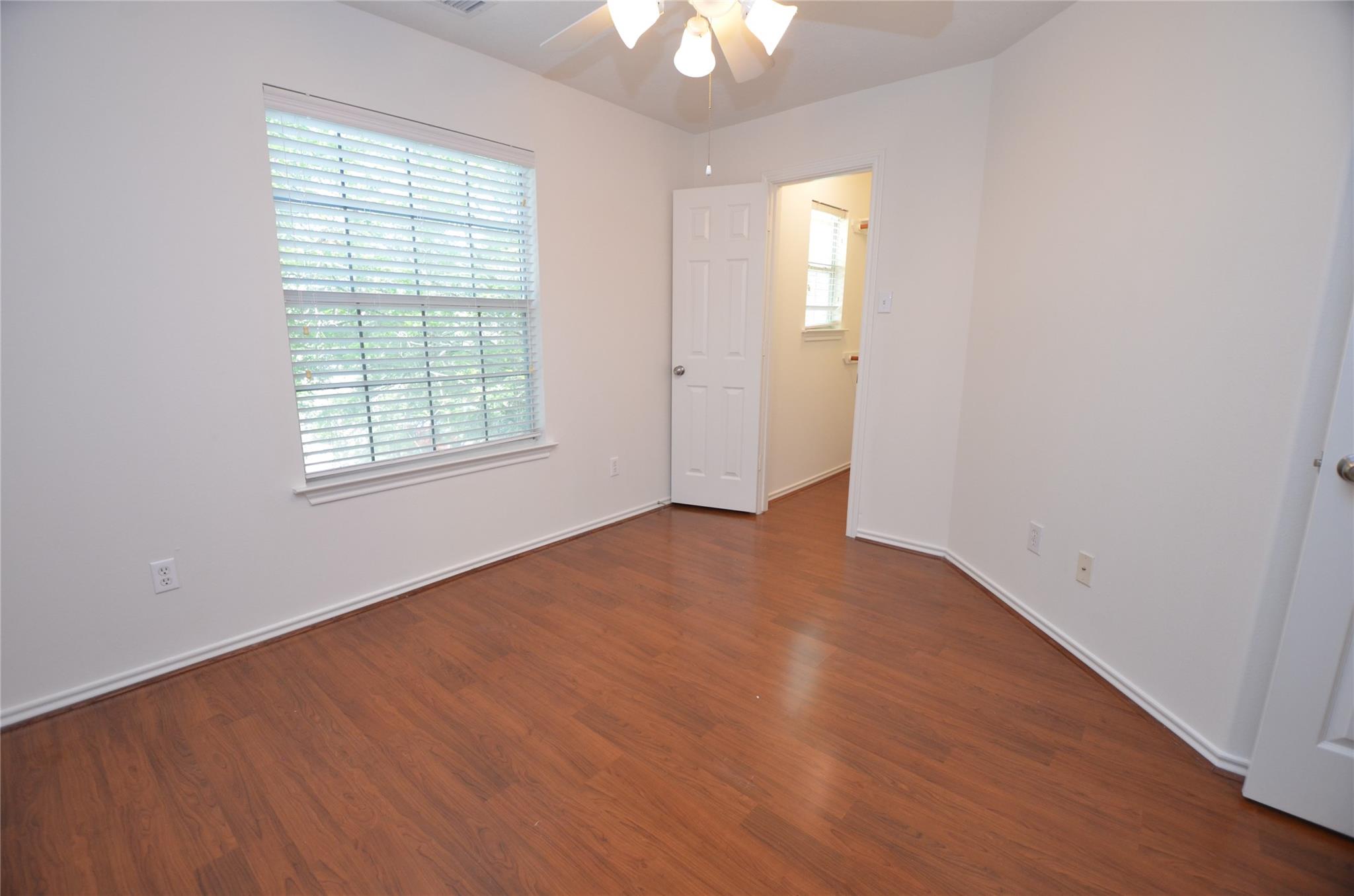 226 W Stedhill Loop
