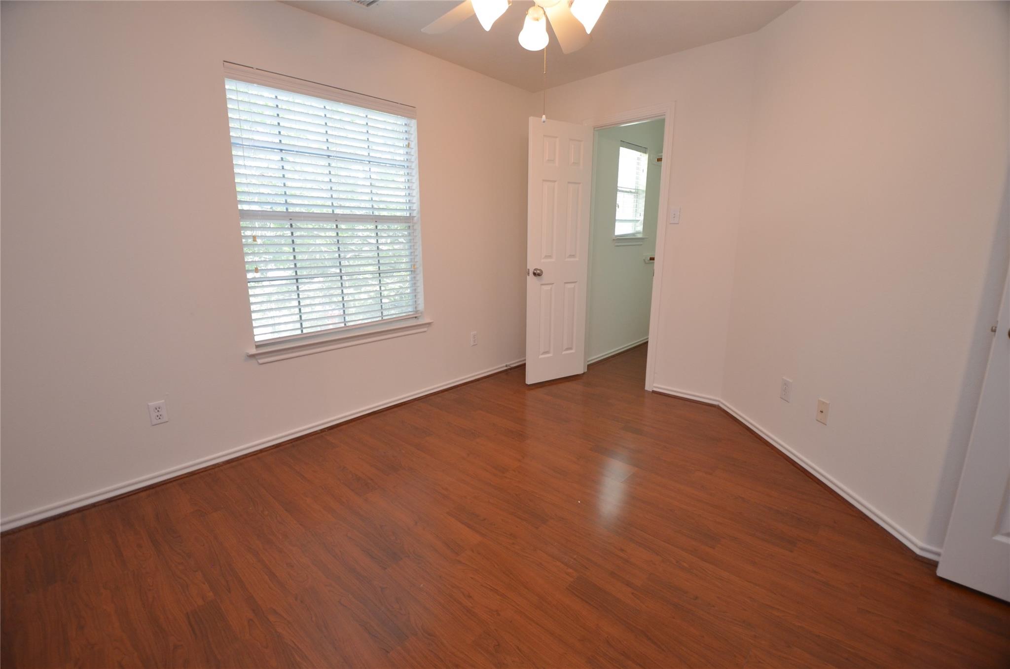 226 W Stedhill Loop