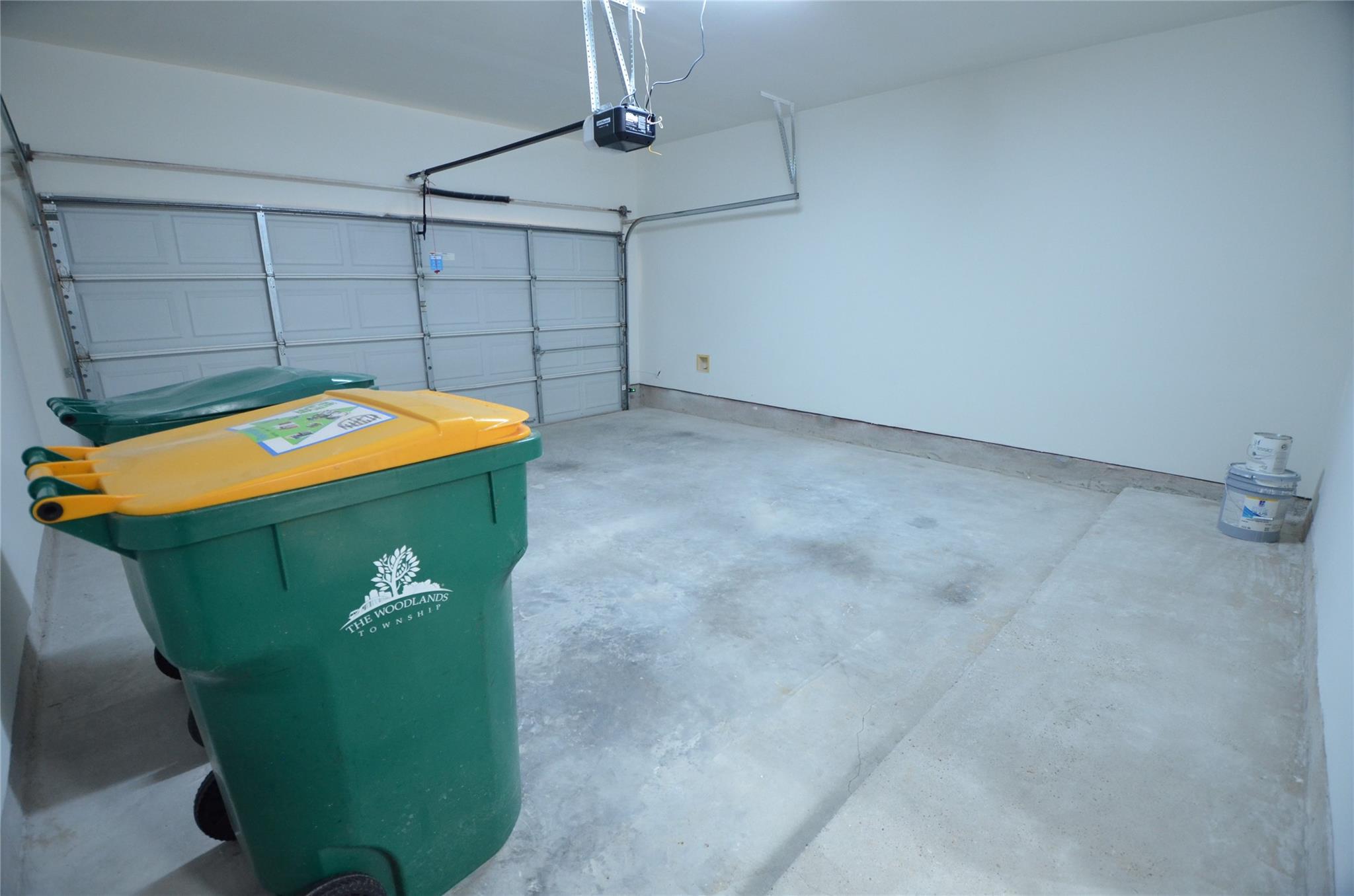 226 W Stedhill Loop